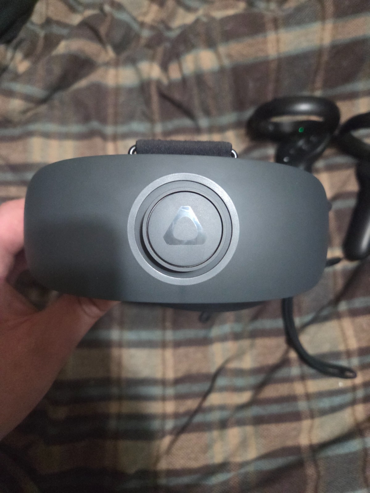HTC Vive XR Elite w/ Deluxe Pack