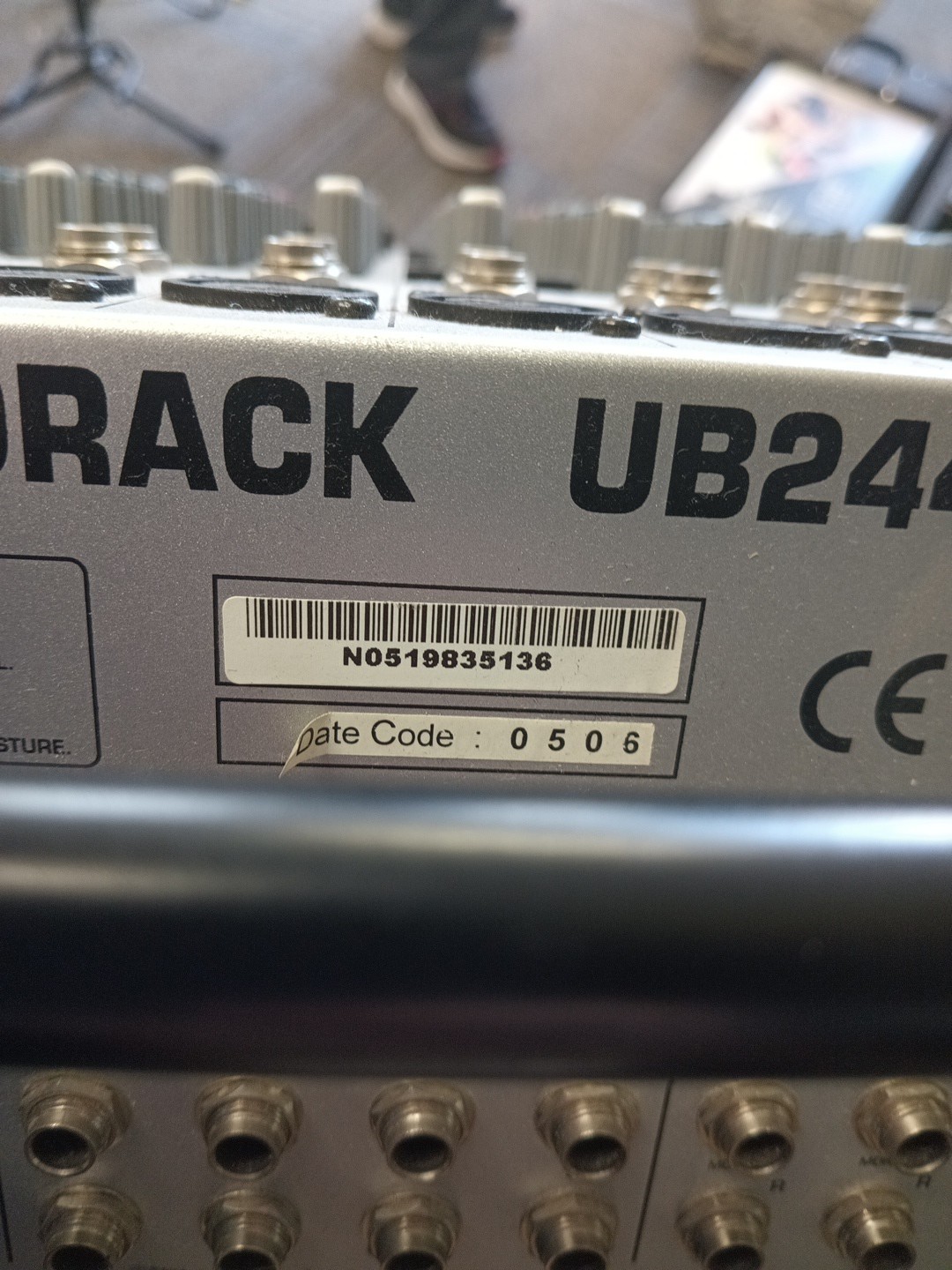 Behringer UB2442FX-PRO Mixing Console