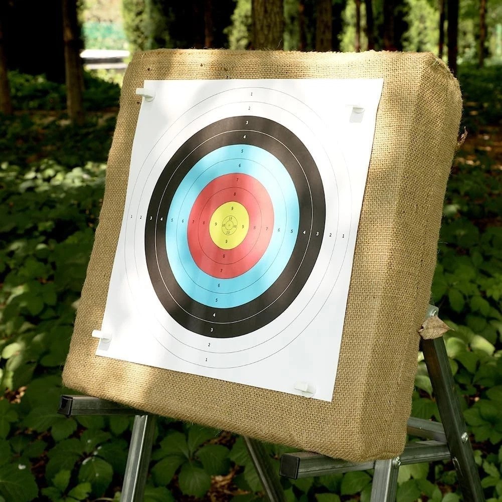 20'' Rectangular Straw Target for Archery - Ideal for Recurve & Traditional Bows