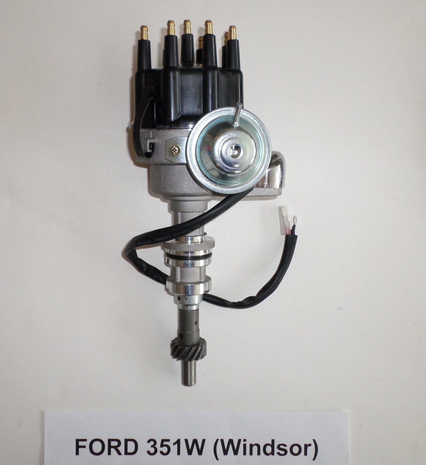 SMALL BLOCK FORD 351W  BLACK Small Cap HEI Distributor-Ready to Run-electronic