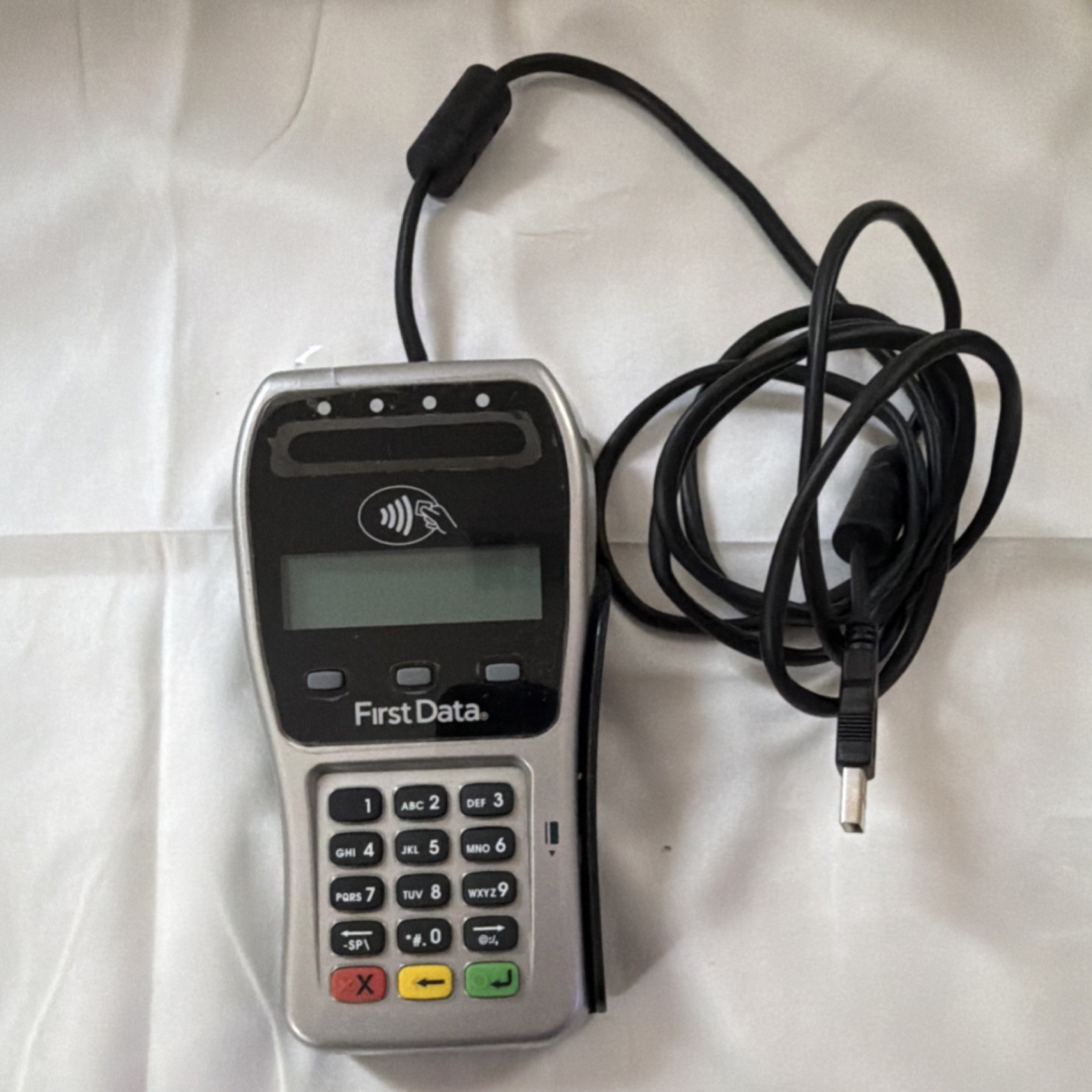First Data FD-35 Wired Credit Card Terminal/Reader POS w/ USB Cable