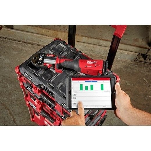 Milwaukee M18 FORCE LOGIC Press Tool w/ ONE-KEY INCLUDES REDLITHIUM™ CP2.0 Batte