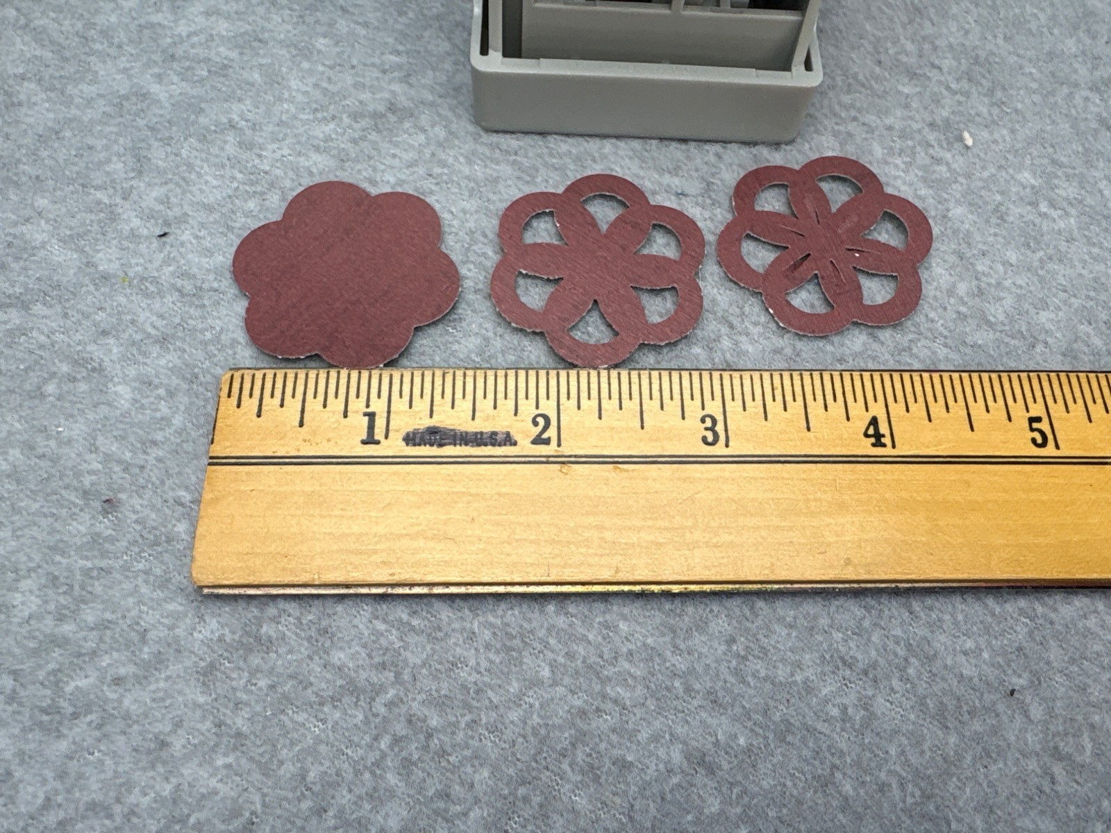 Ek Tools Medium Flower Paper Punch