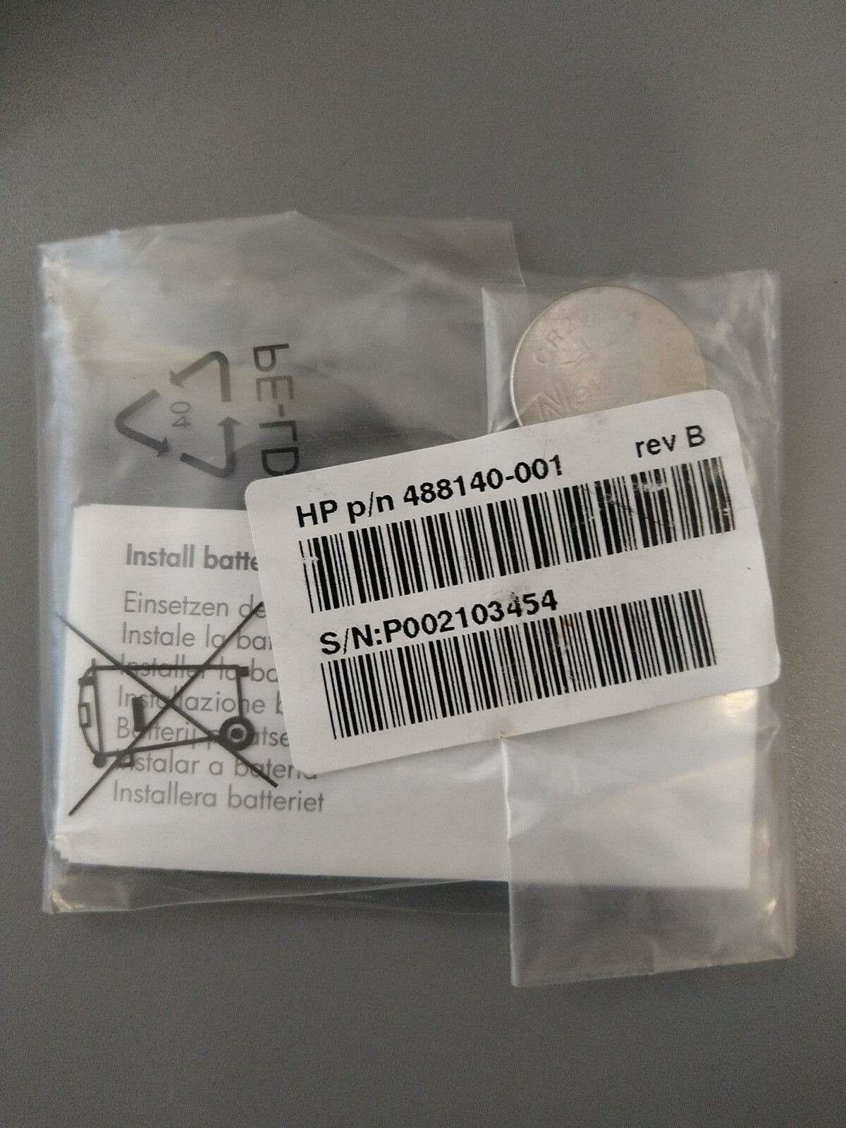 New Genuine HP Pavilion Scroll Remote Control P#. 488140-00. Include Battery