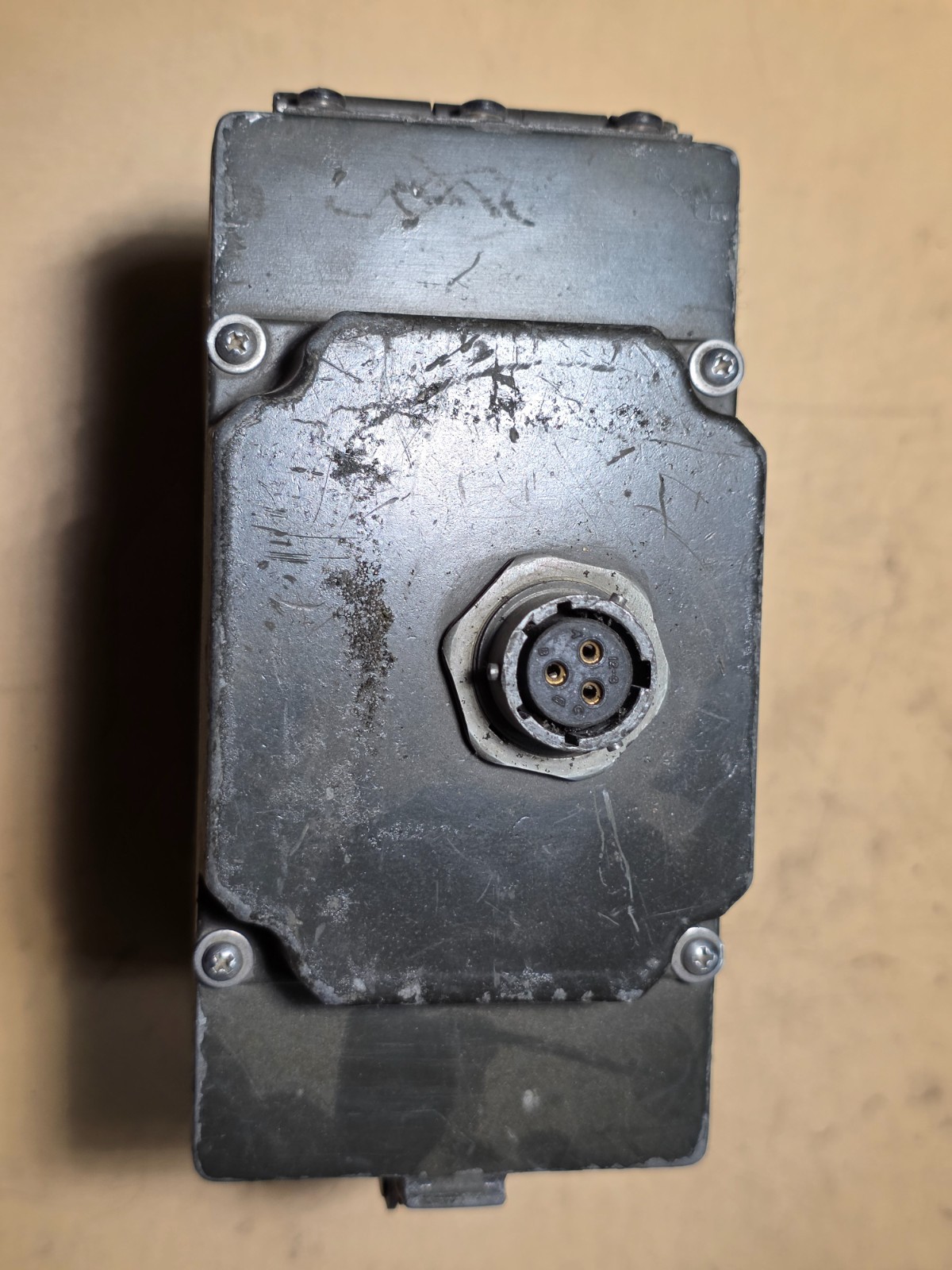 MILES US ARMY Laser Transmitter BATTERY BOX 19200A SY11749390 MFR.12705