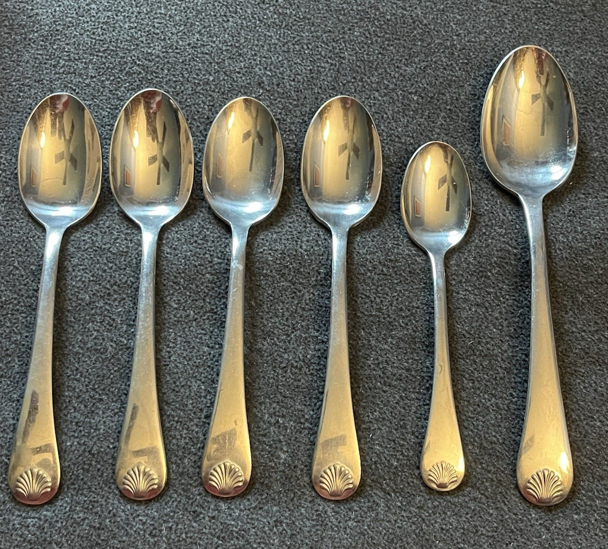 Reed & Barton Seychilles Seashell Spoons - 1 Teaspoon - 4 Tablespoons - 1 Serve
