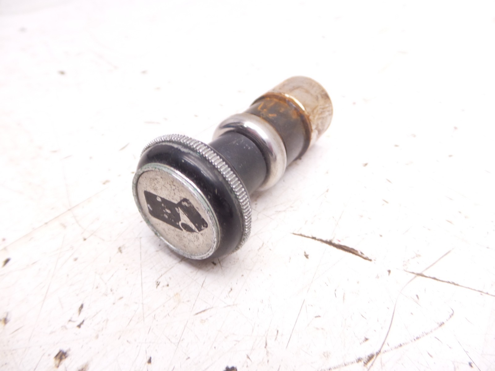 70-81 Firebird Defrost Switch & Cigarette Lighter Mounting Bracket Socket Set GM