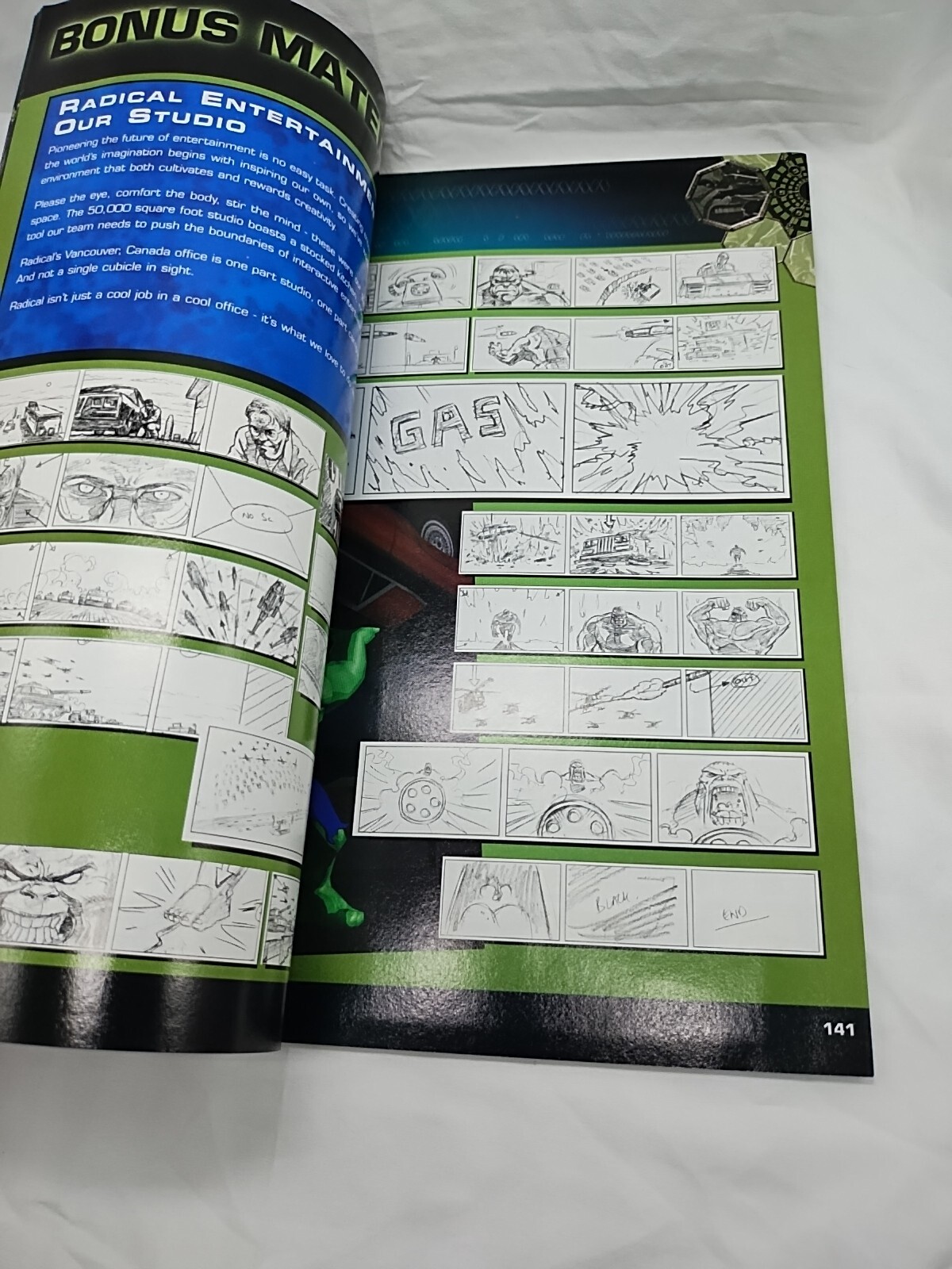 Hulk Official Strategy Guide Book With Poster Insert