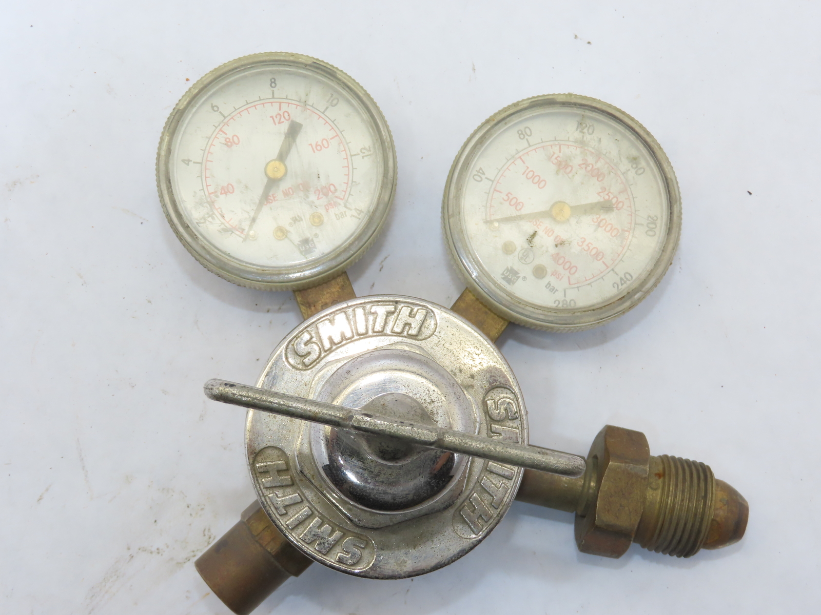 Smith 30-150-580 Compressed Inert Gas Regulator CGA-580 Ar-He-N2