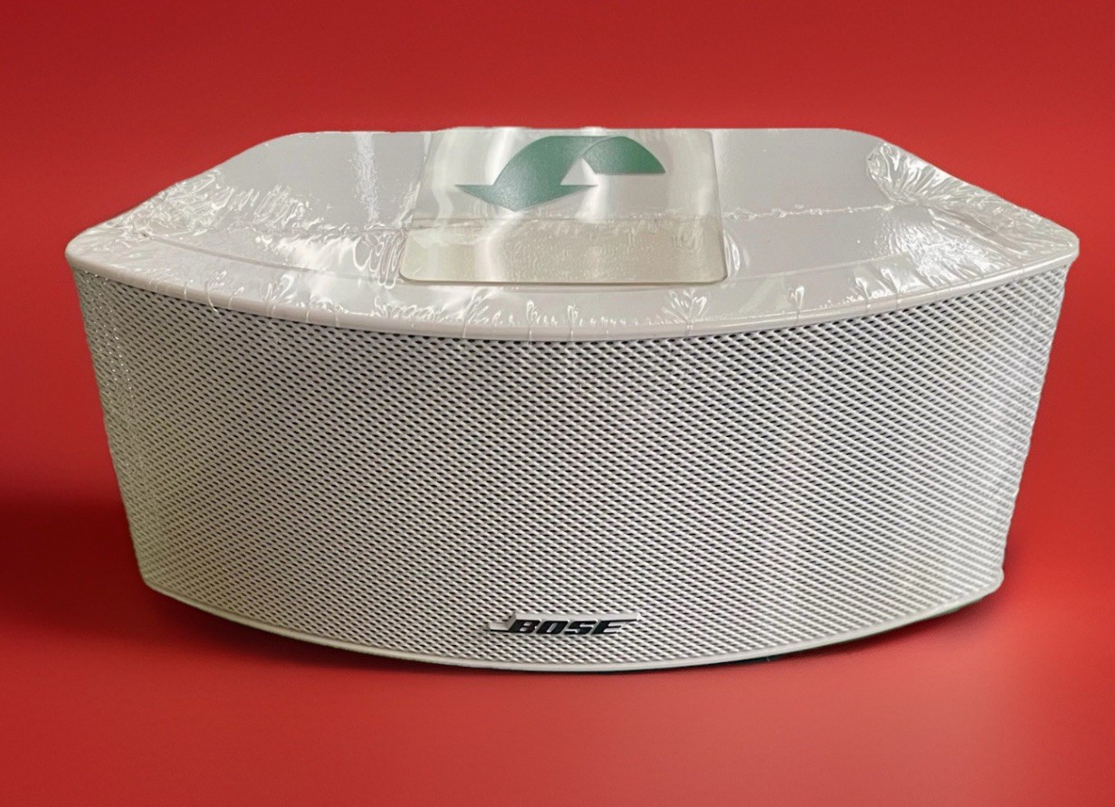 Bose New Jewel Horizontal Center Channel Speaker White Lifestyle 38/48/V30/V35