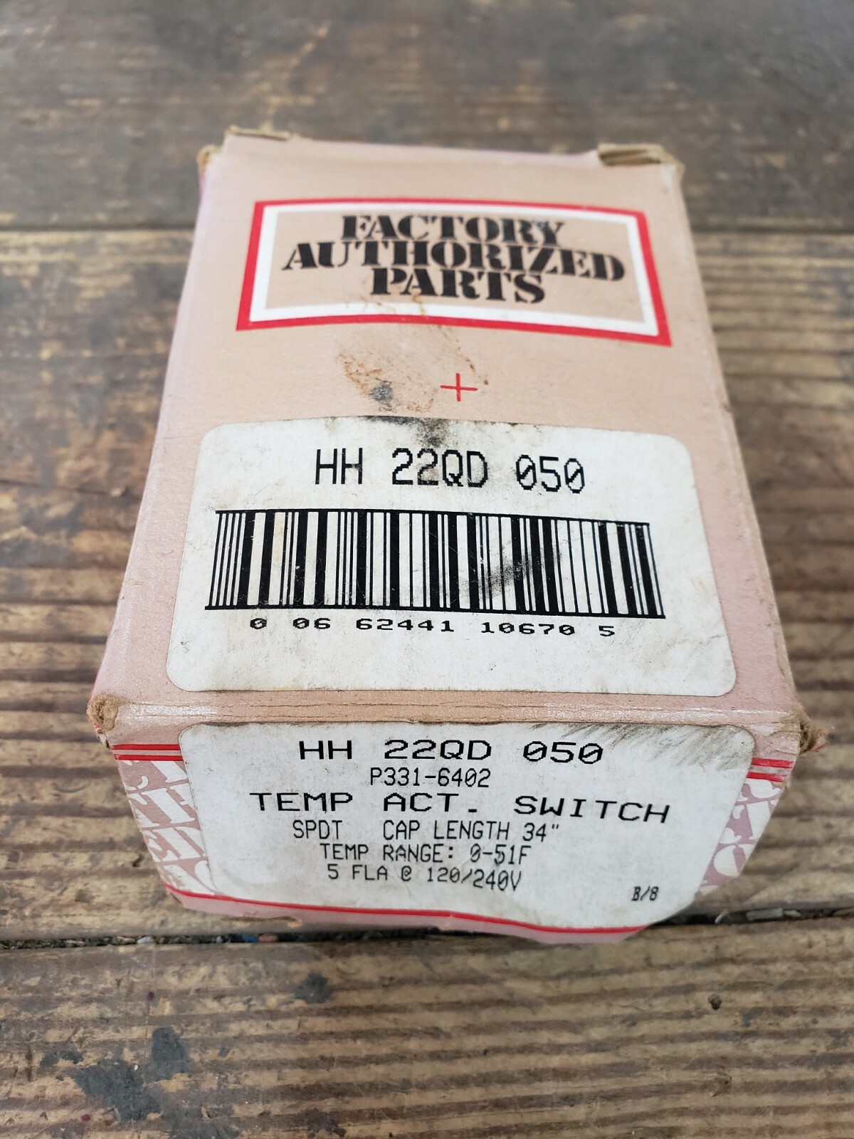 NEW CARRIER HH 22QD 050 TEMPERATURE CONTROLLER ACT. SWITCH 0-51F 34" 120/240 V
