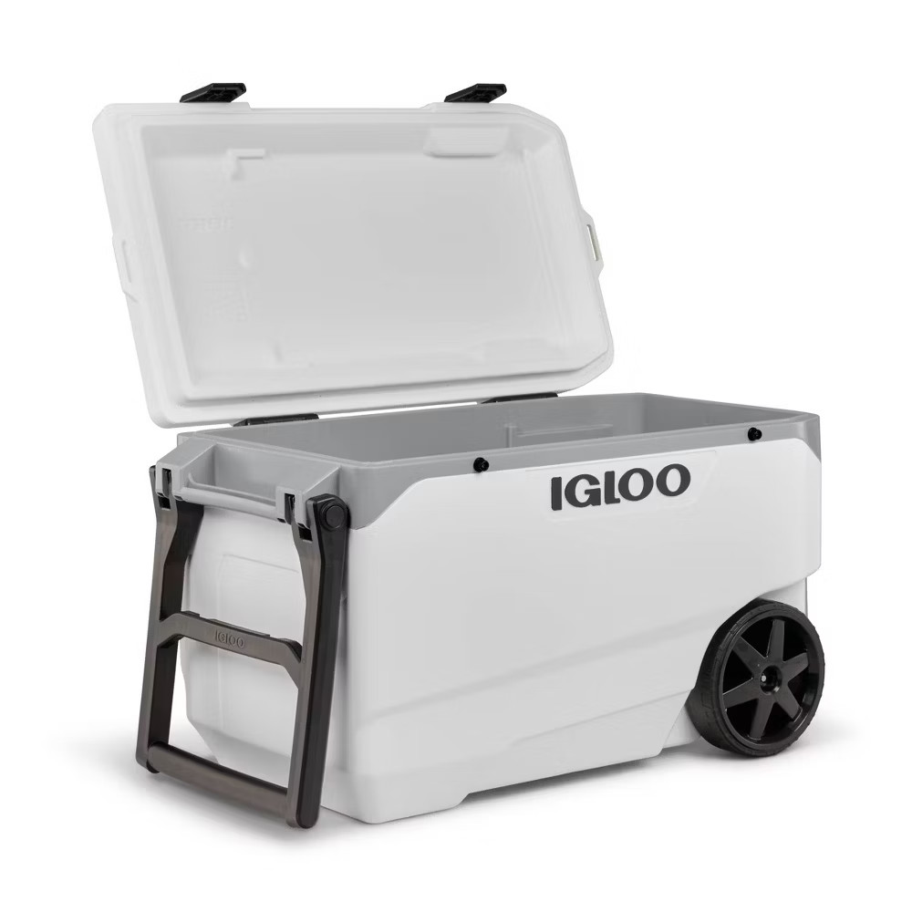 Igloo Latitude 90 Quart Rolling Cooler White - 137 Can Capacity Wheel