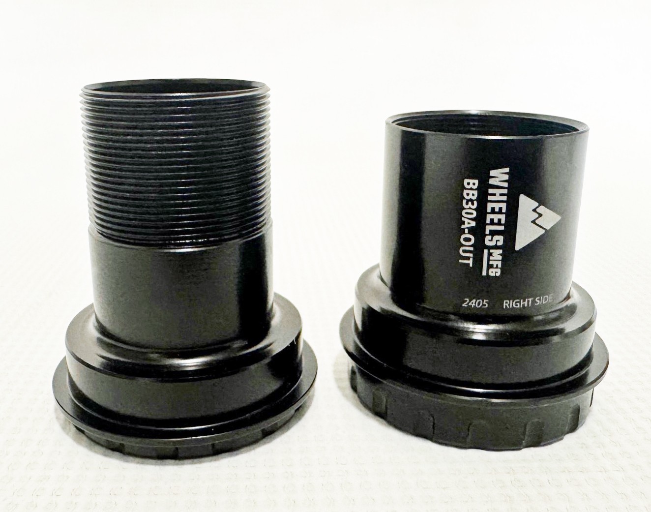 Wheels Mfg BB30A Frame to Hollowtech II Spindle Outboard Thread Together Btm BKT