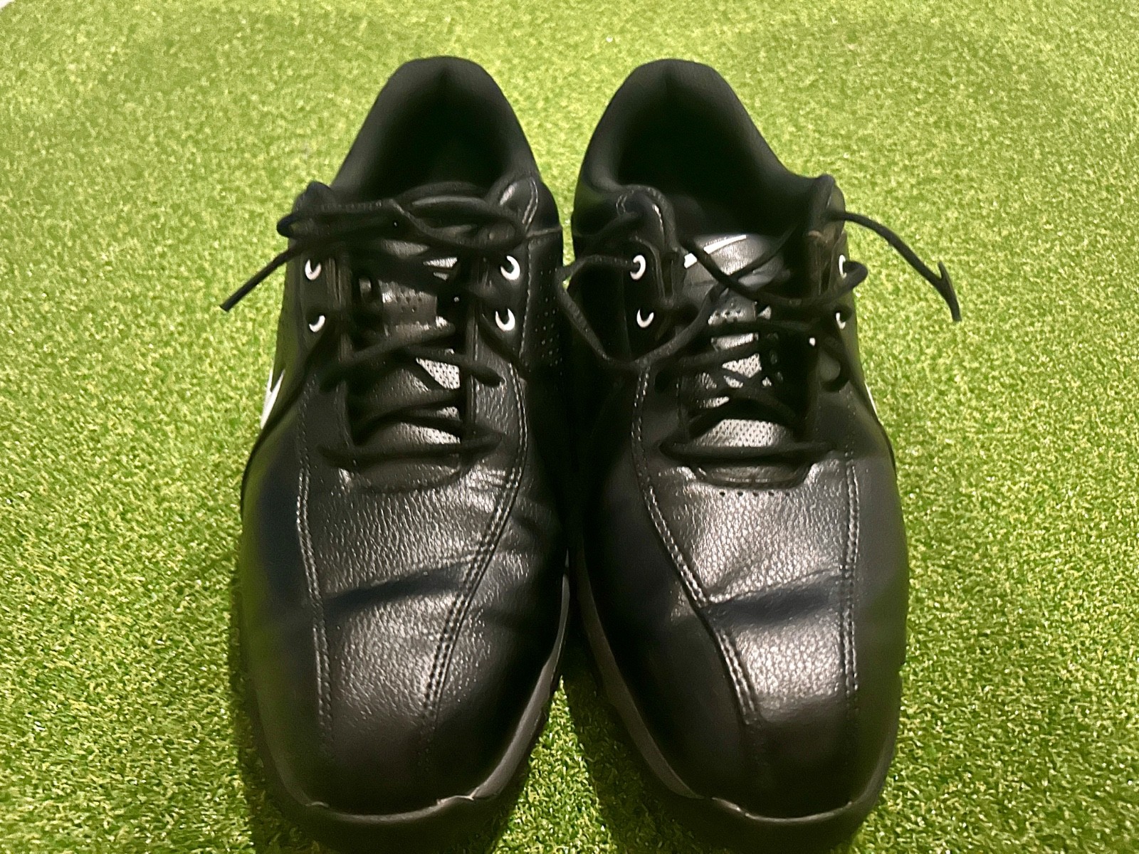 Nike Durasport 3 Golf Shoes Mens Size 9 Black Soft Spikes 628527-002. Excellent