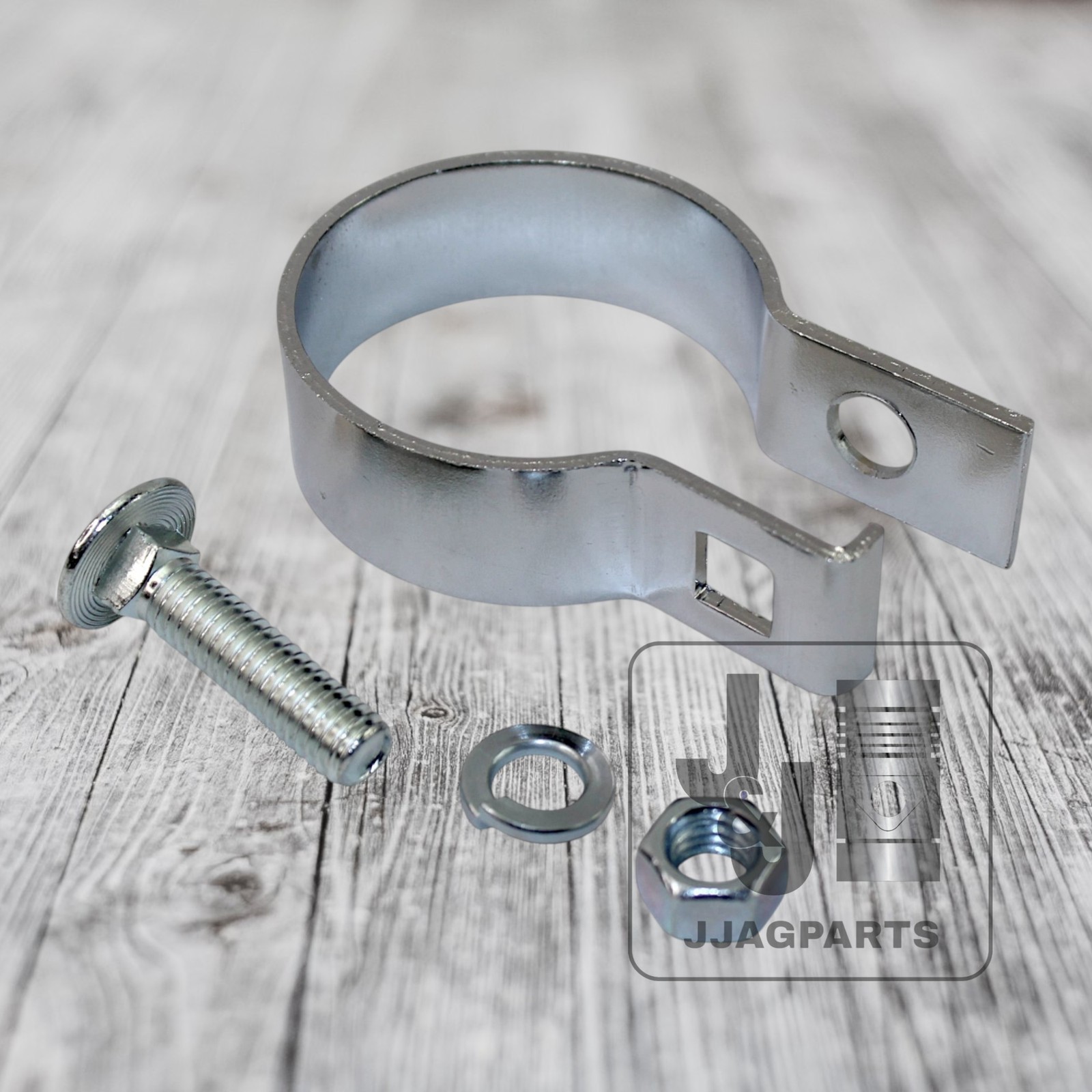 Chrome Muffler Clamp fits International Tractor 100 200 A | Replaces 48889DA
