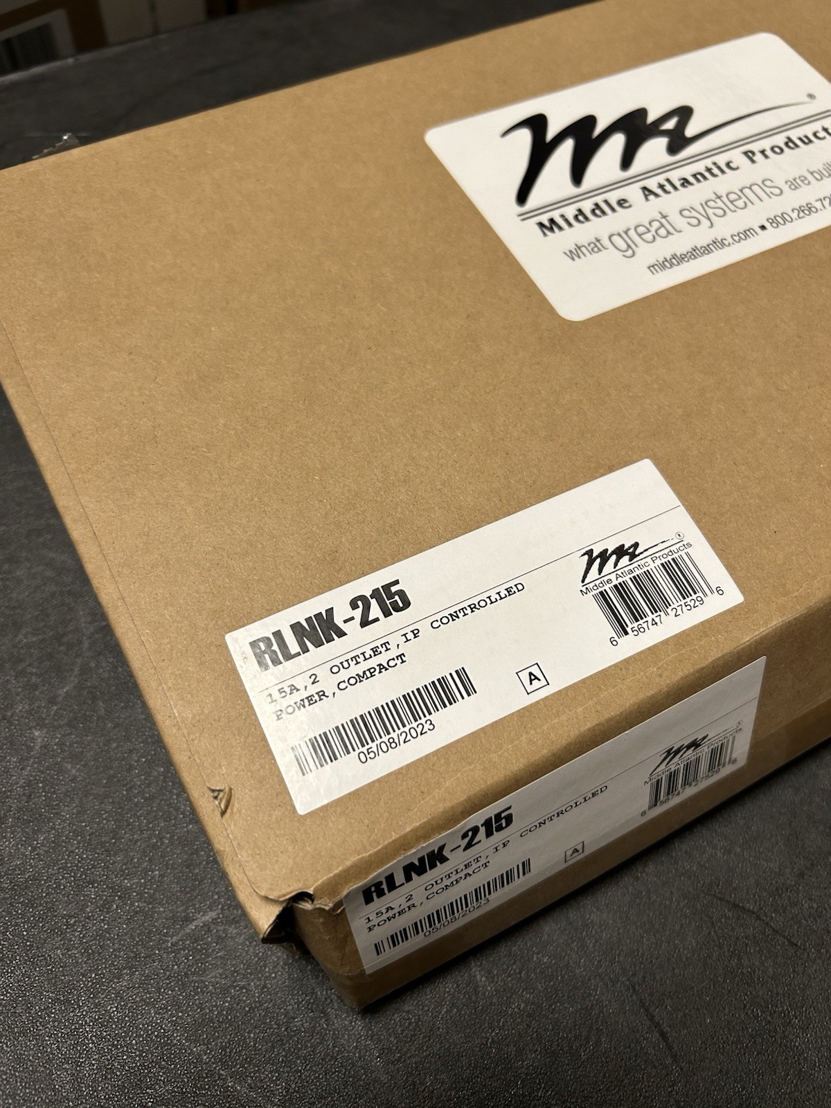 Middle Atlantic RLNK-215 15A Select Series PDU with RackLink, 2-Outlet