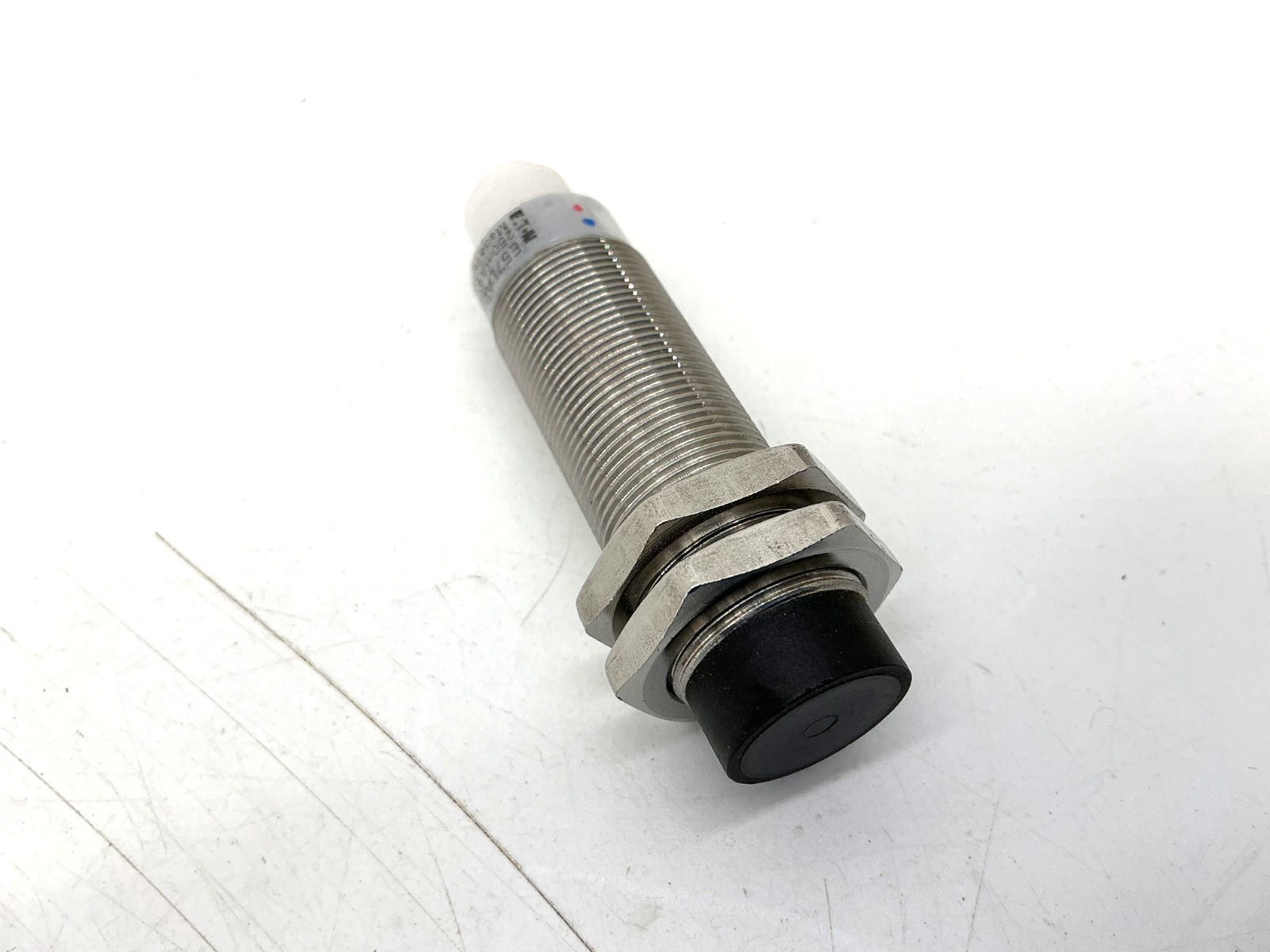 New Eaton E57LAL18A2EA Ser G1 18mm Tubular Inductive Prox Sensor 20-250V No Box