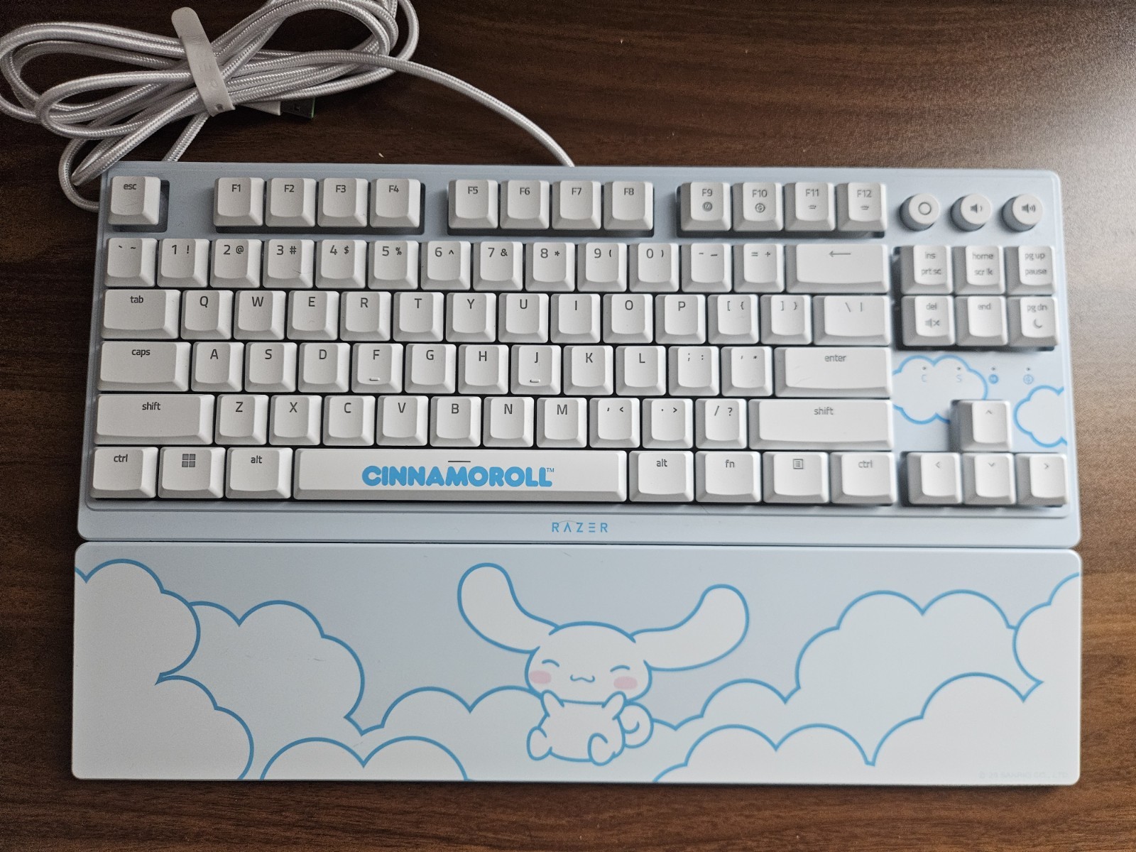 Razer Mechanical Keyboard and Mouse Cinnamaroll Limited Edition Pre Owned