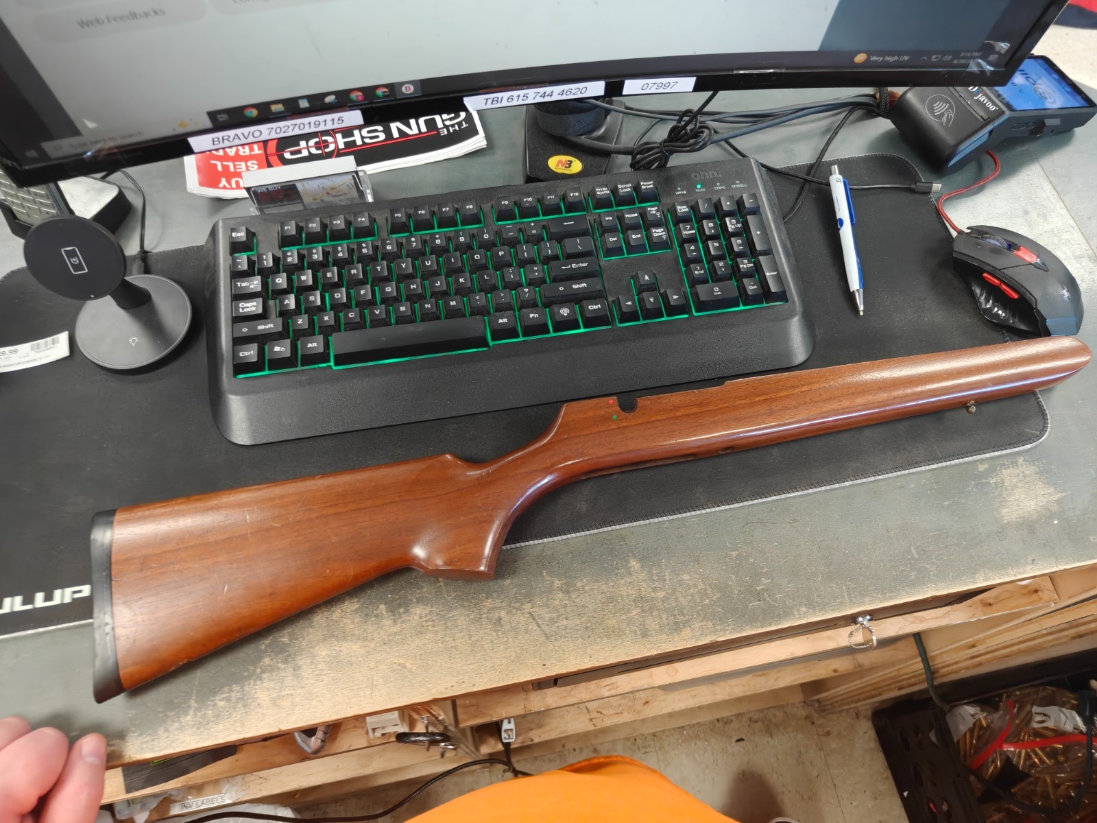 T/C Thompson Center Thunder Hawk Inline Walnut Stock