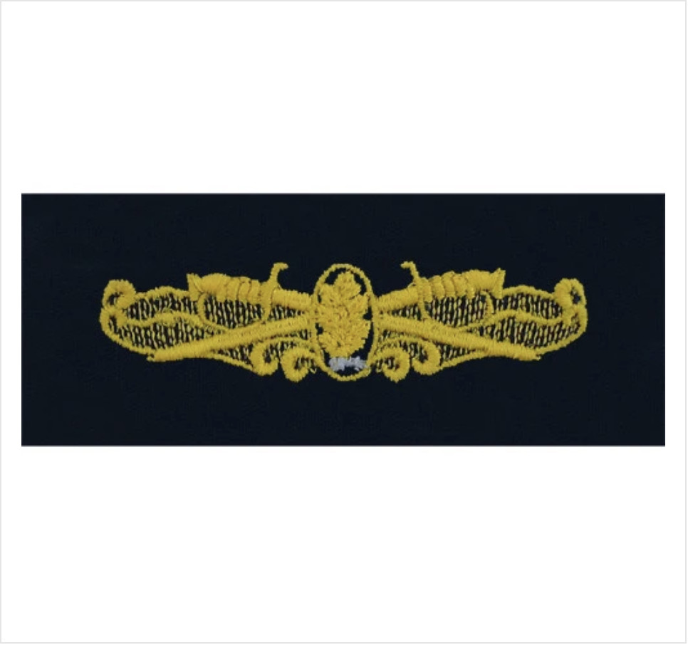 GENUINE U.S. NAVY EMBROIDERED BADGE: SURFACE WARFARE DENTAL - COVERALL