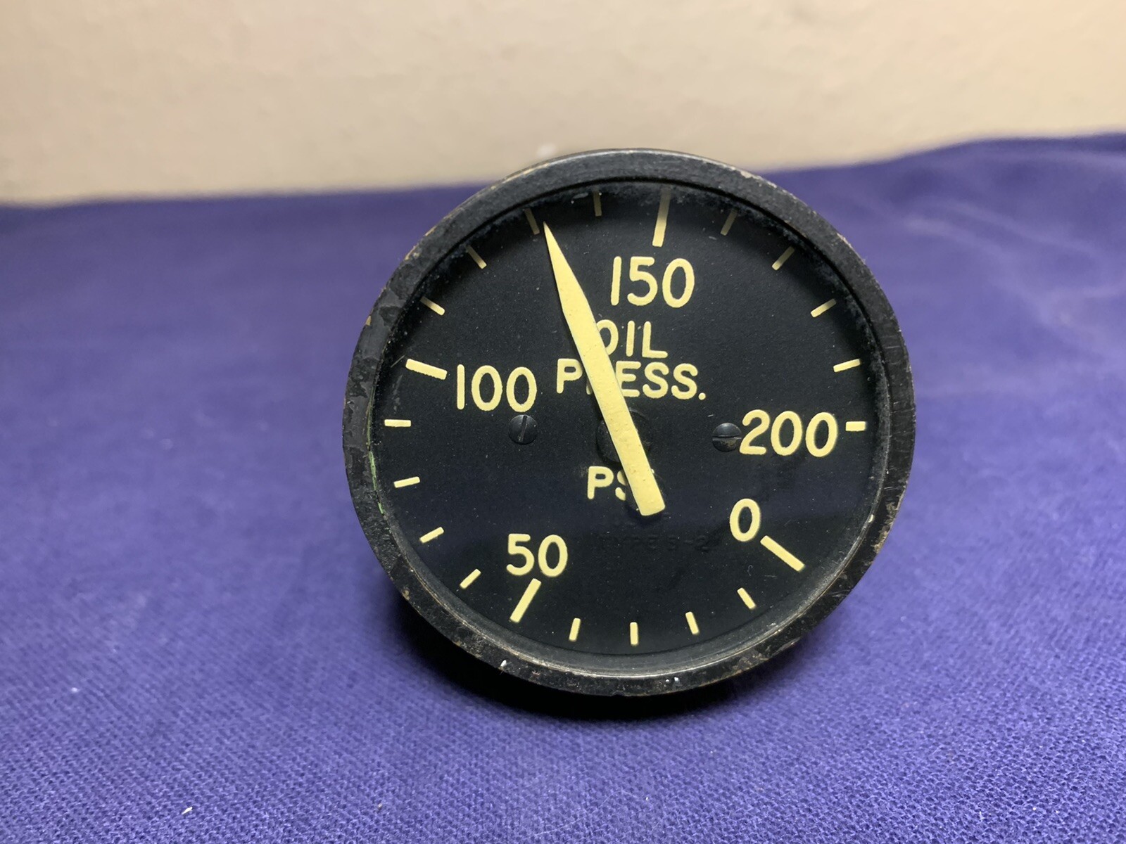 VINTAGE KOREAN WAR USAF KOLLSMAN AIRCRAFT OIL PRESSURE INDICATOR 0-200 PSI