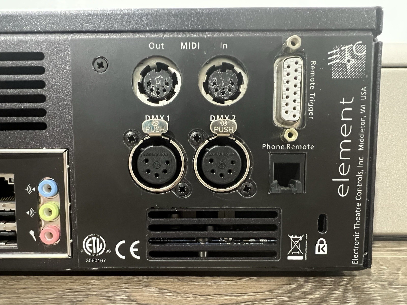 ETC Element Lighting Console 40 Channel CM2