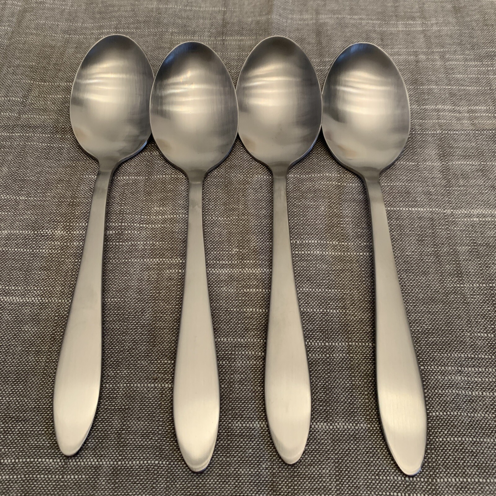 Oneida Taylor Soup Spoon Stainless Satin Set of 4