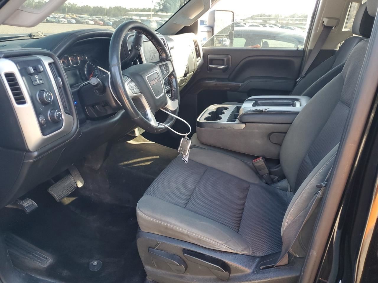 SIERRA250 2015 Glove Box 4916264