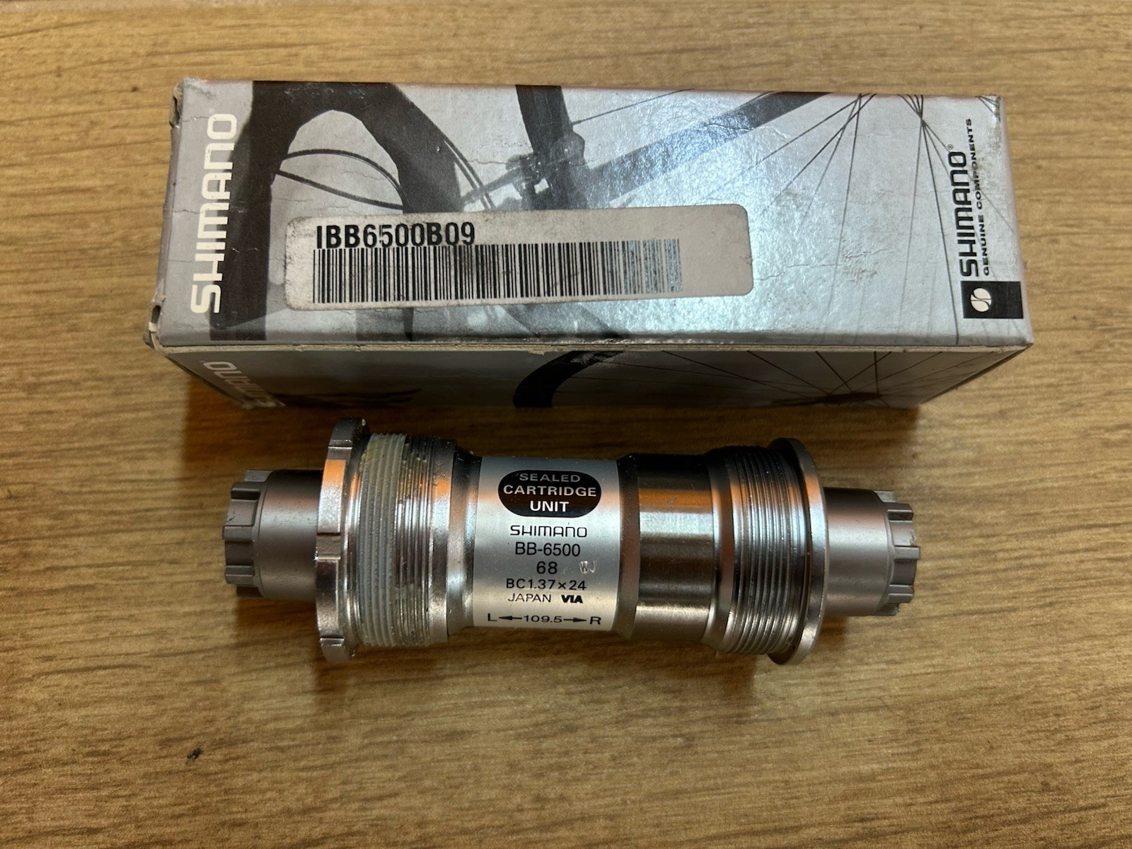 Shimano BB-6500 English Vintage Bike Bottom Bracket
