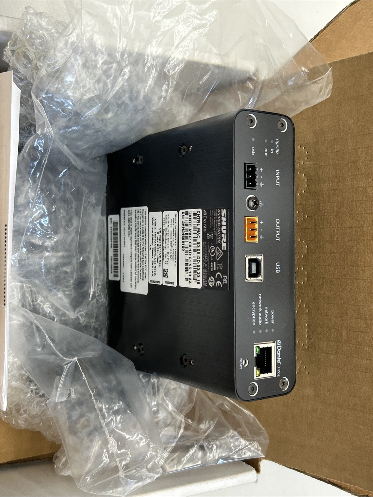Shure ANIUSB-MATRIX Dante USB Audio Network Interface 4x2 Matrix PoE – OPEN BOX,