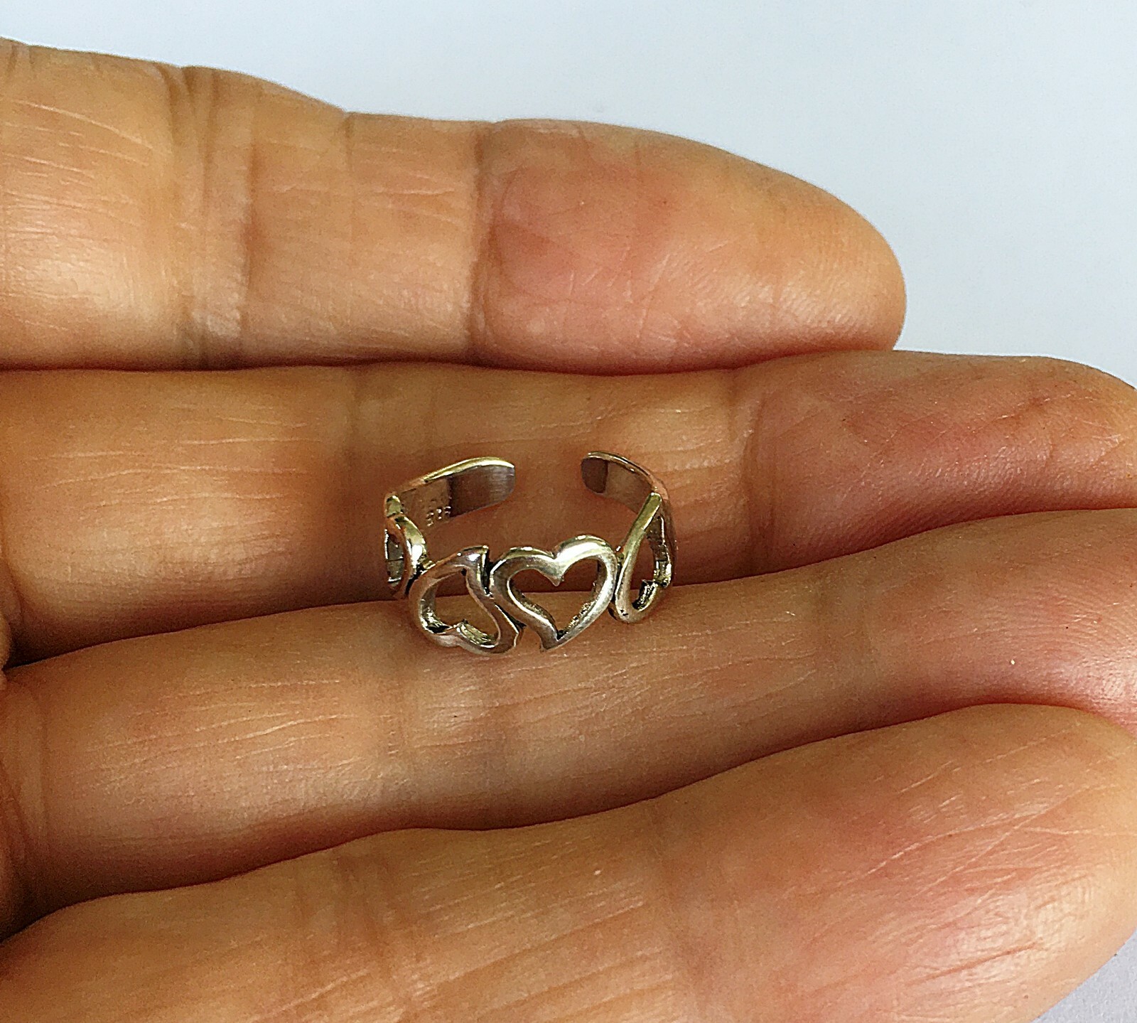 Sterling Silver Up and Down Hearts size small 1.5-3 adjustable toe ring