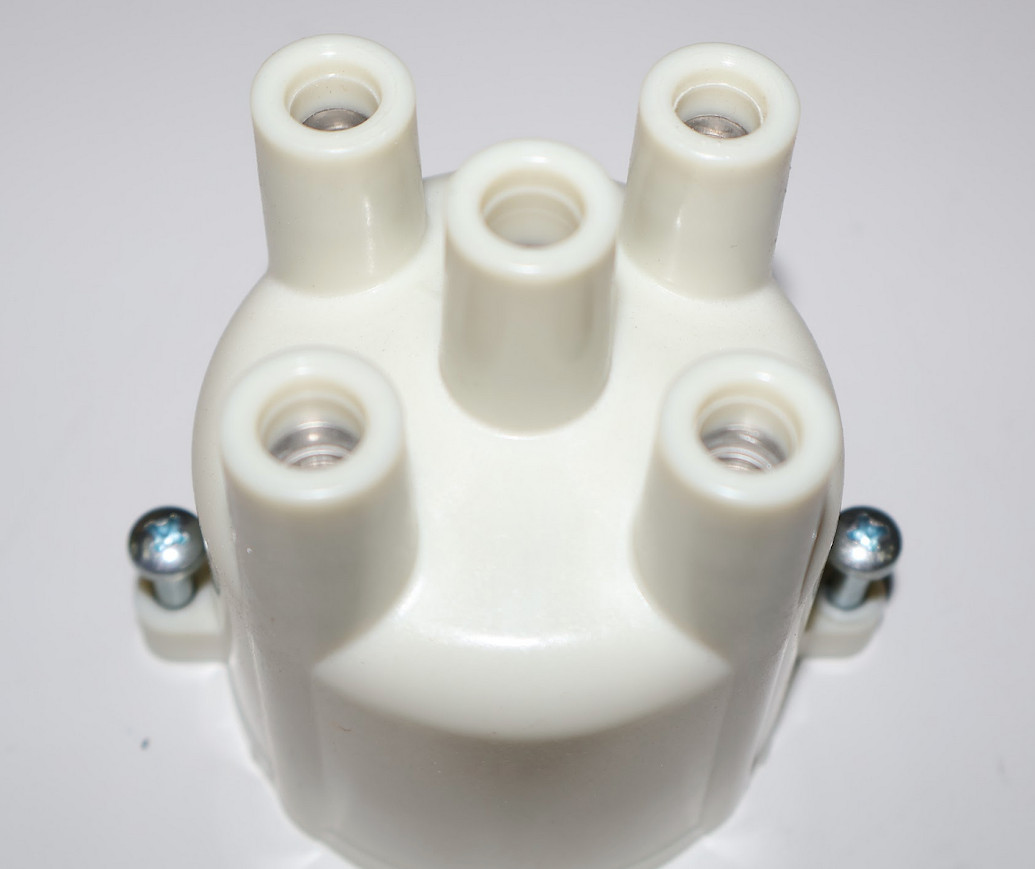 Bosch Distributor Cap - 03200 / 4106102 - For Dodge & Plymouth 1978-1979