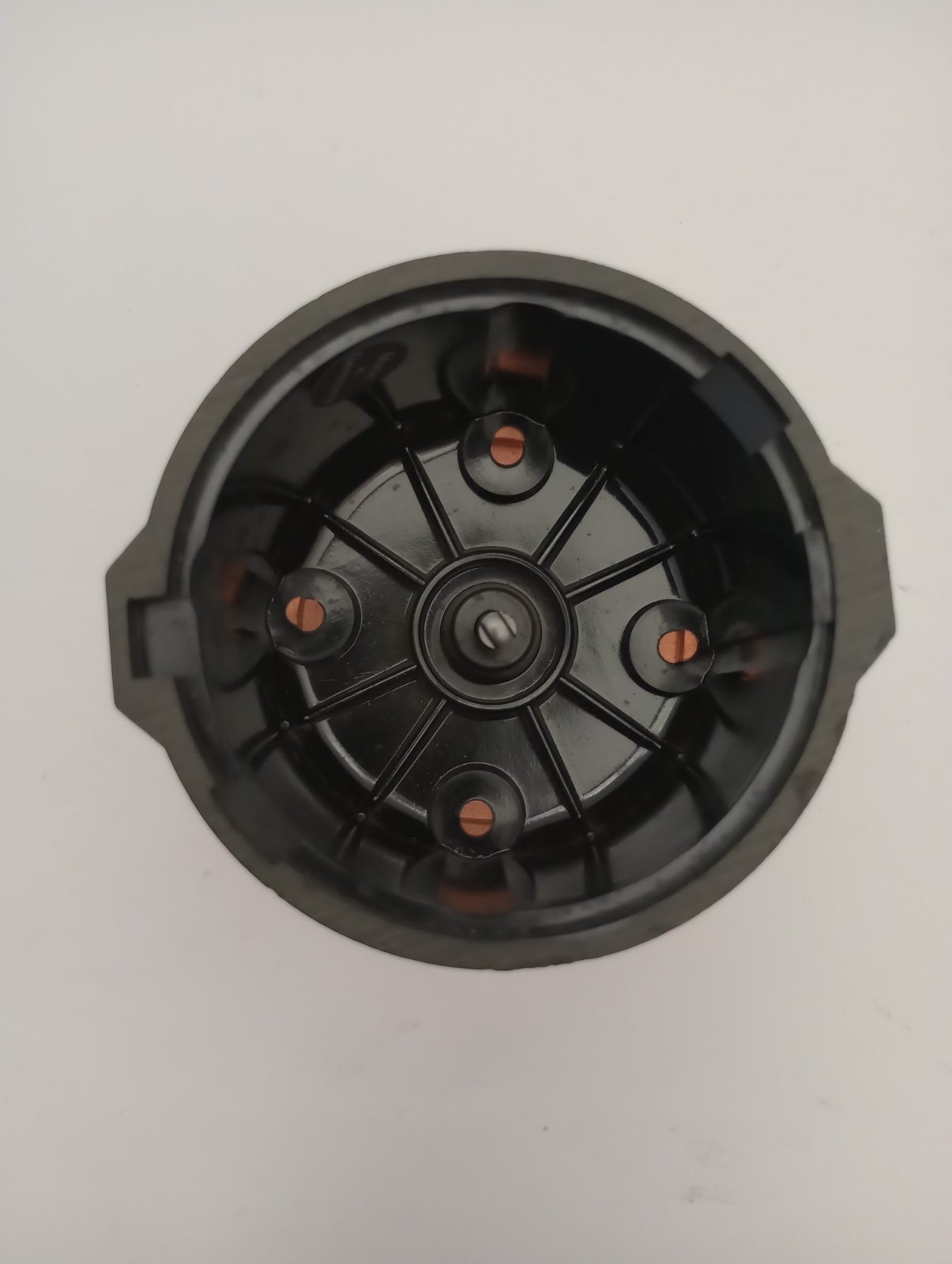 WVE 5D1121 Distributor Cap MA409 9919628 88921852