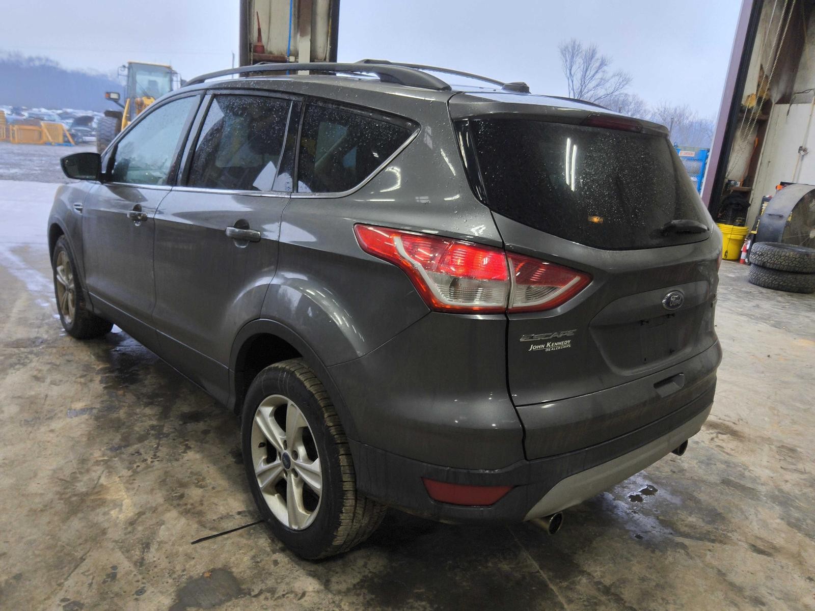Used Battery Tray fits: 2013 Ford Escape Grade A
