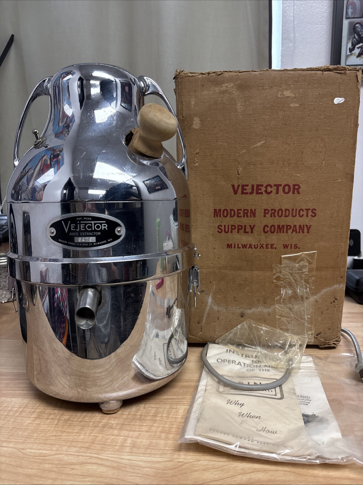 Vintage Vejector Juice Extractor Electric Juicer  tested