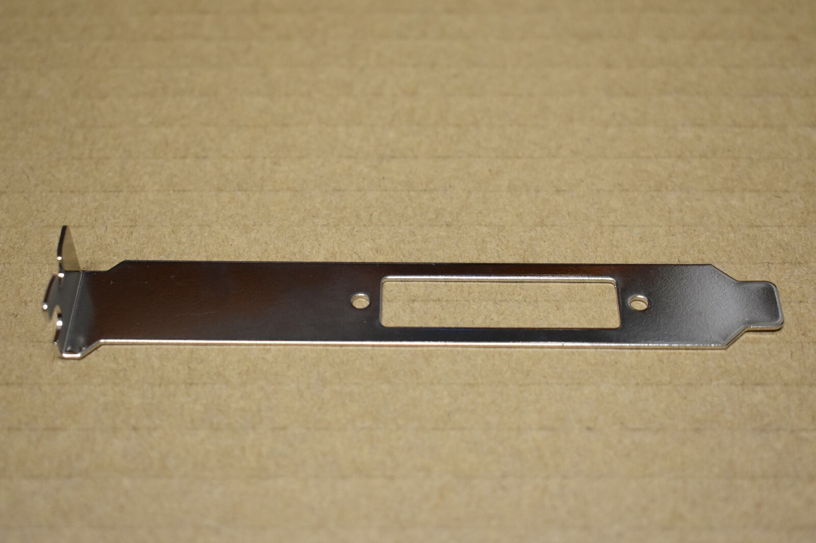 MOXA CP-114EL/CP-132EL Full Height Bracket (Bracket Only)