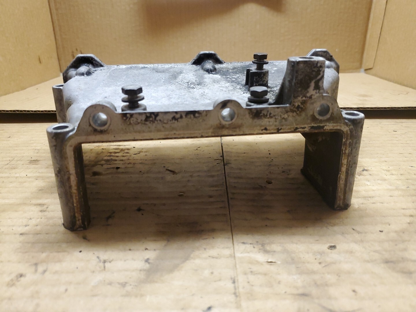 Left Upper Engine Timing Cover | Fits 93 94 95 96 97 98 BMW 740i