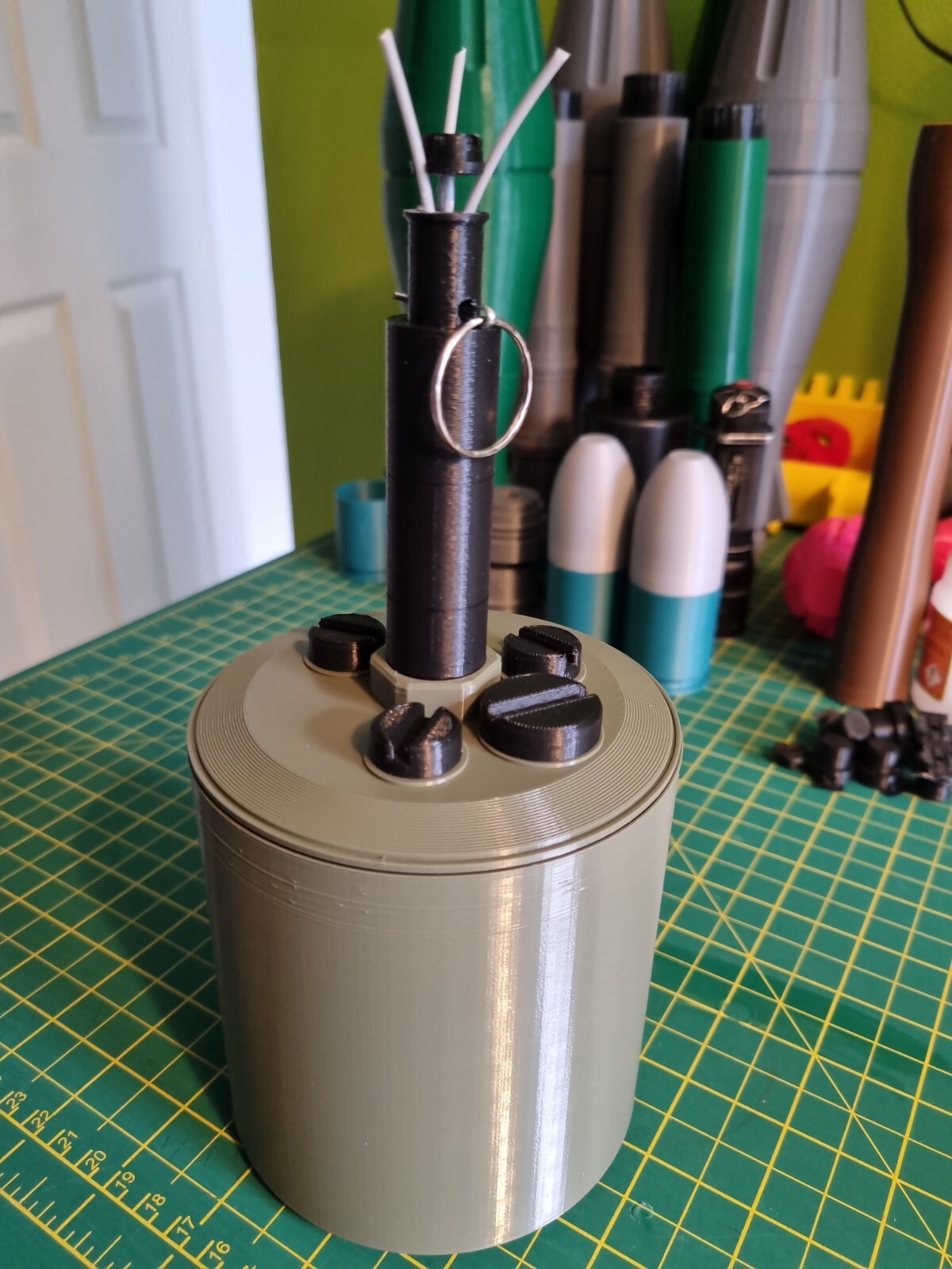 FULL SIZE Replica Bouncing Betty ww2 German s mine ideal for COD ,cosplay PROP