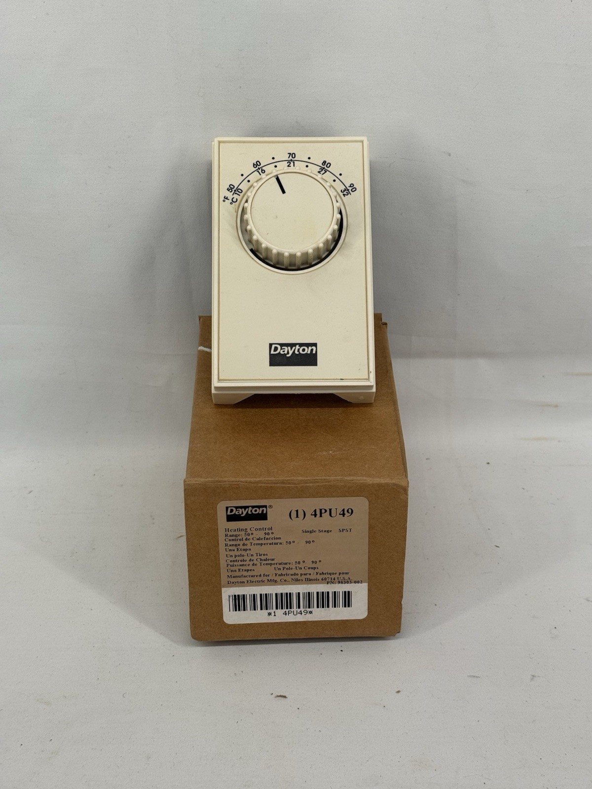 Dayton 4Pu49c Line Voltage Mechanical Thermostat For Wall, 50 To 90 Degree