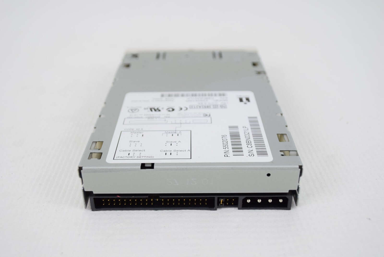 Zip250 Z250ATAPI Internal 250 MB Drive White
