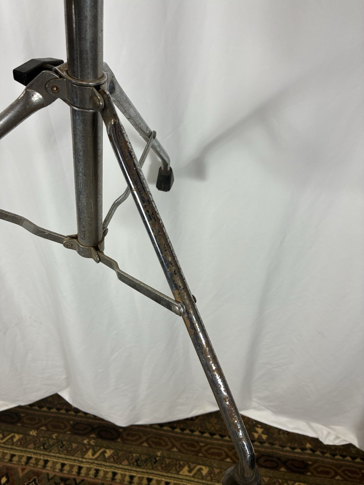Vintage Ludwig Hercules double tom stand