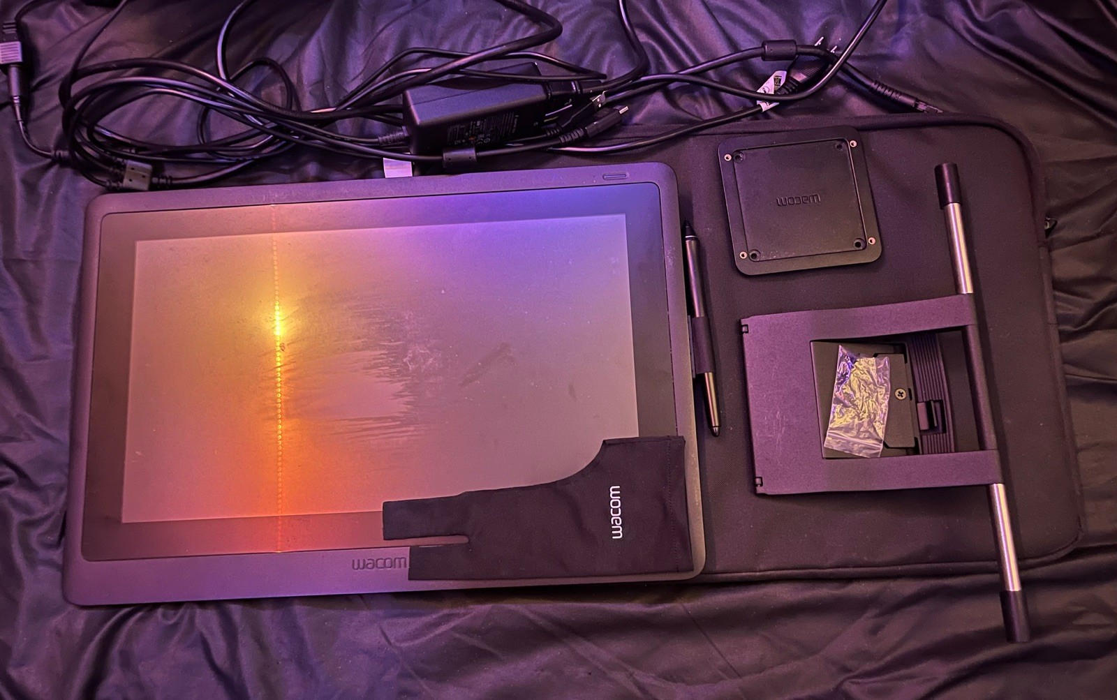 SEND OFFERS Wacom Bundle Cintiq 16 and Peripherals