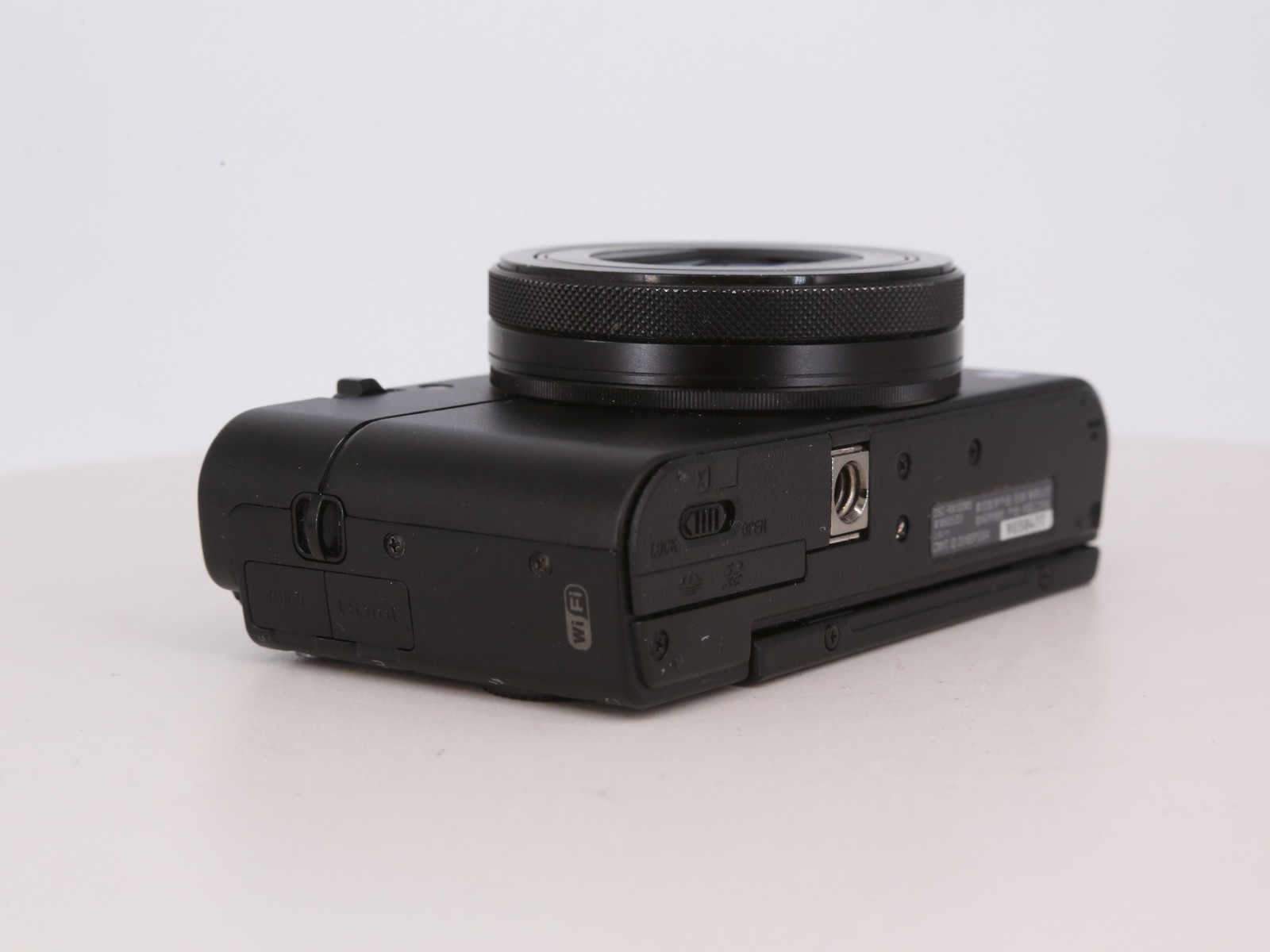 [Good, Fast Shipping] Sony DSC-RX100 V M5 Camera