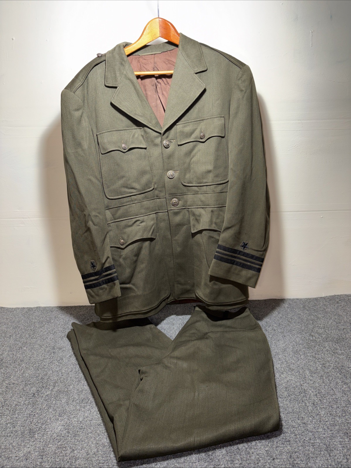Named WWII US Army Lieutenant “Silas E Roll” Green Coat And Trousers Pants