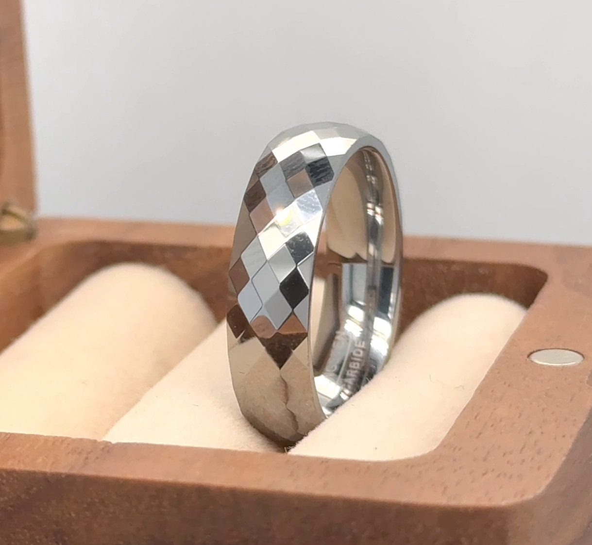 Faceted Pattern Stepped Edges Ring Silver Tungsten Elegant Band Fiancé Ring
