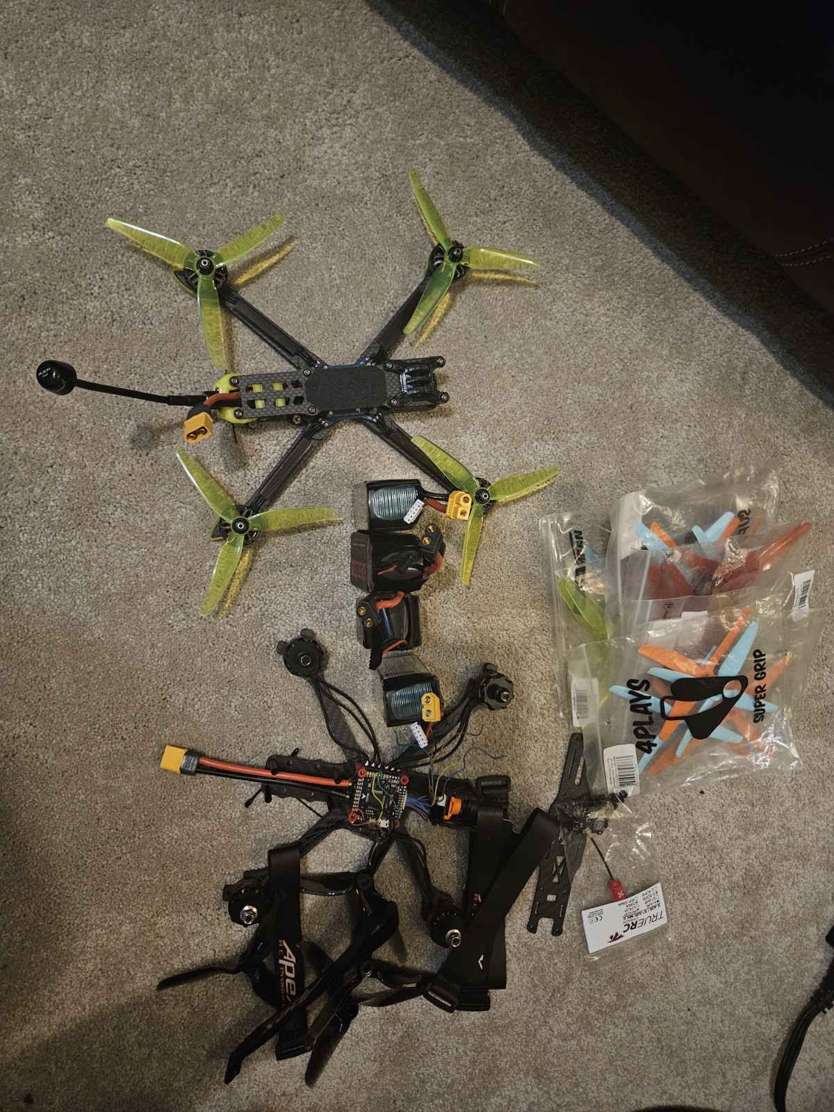 Iflight Nazgul & Source 1 Kit + 6 1550 4s Batteries. Props Included