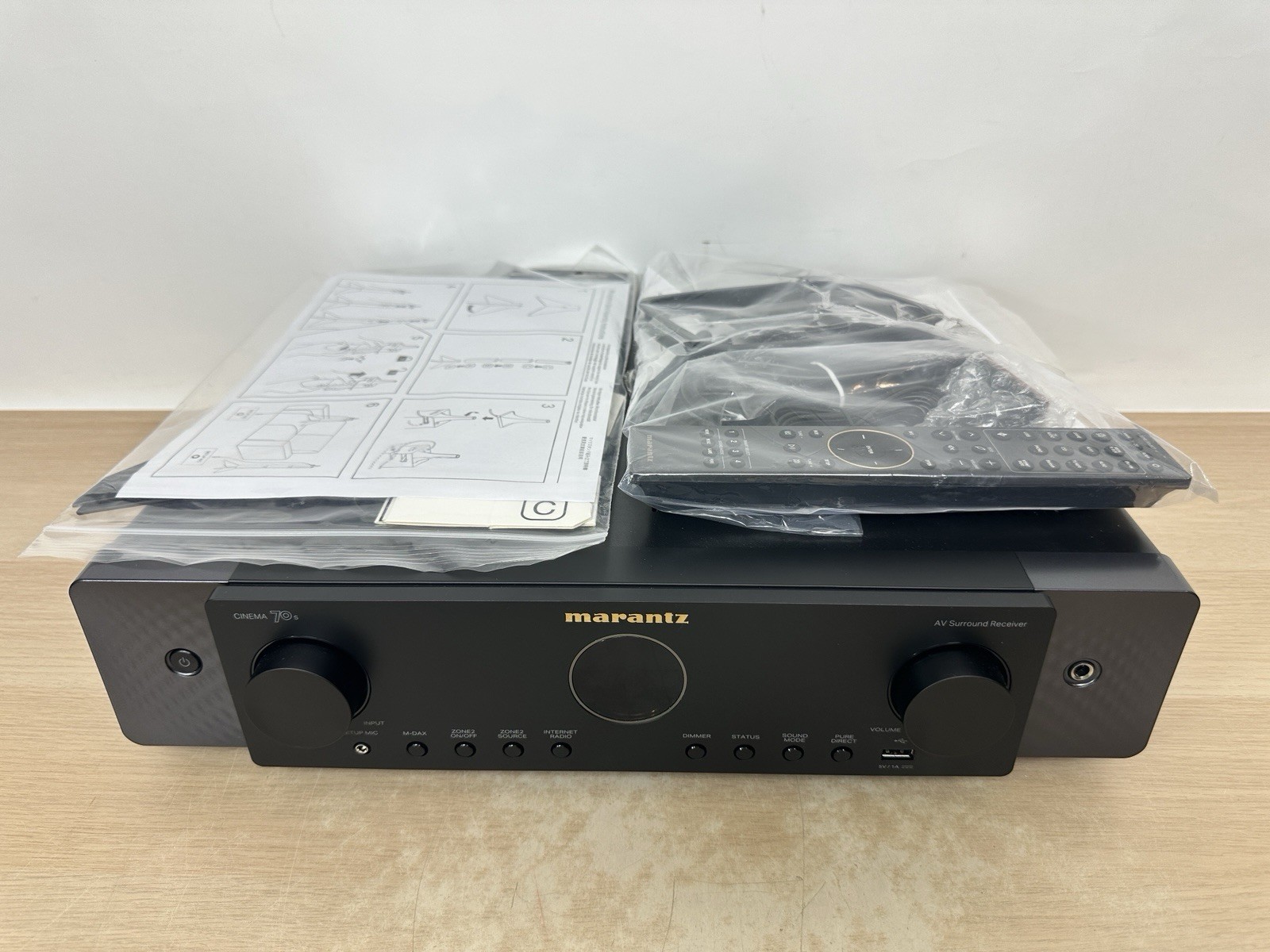 Marantz - Model Cinema 70s - Slimline 7.2 Channel Home Theater Receiver - NICE!