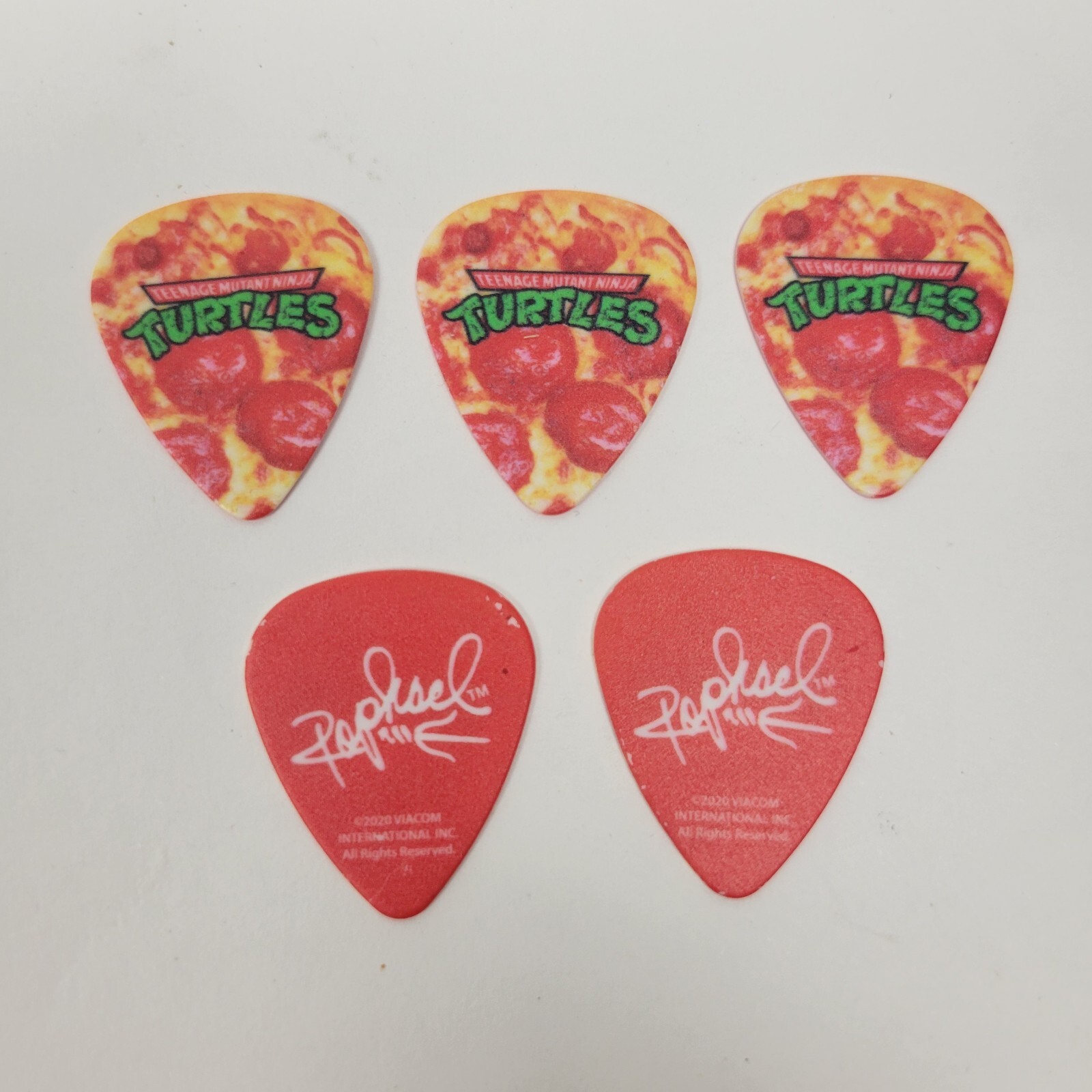 5x Teenage Mutant Ninja Turtle Pizza Guitar Picks Lot Of 5