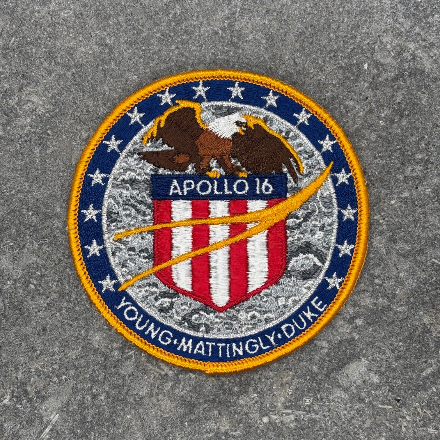 Original Mint NASA Apollo XVI (16) 1971 Lion Brothers Cloth Back Hallmark Patch