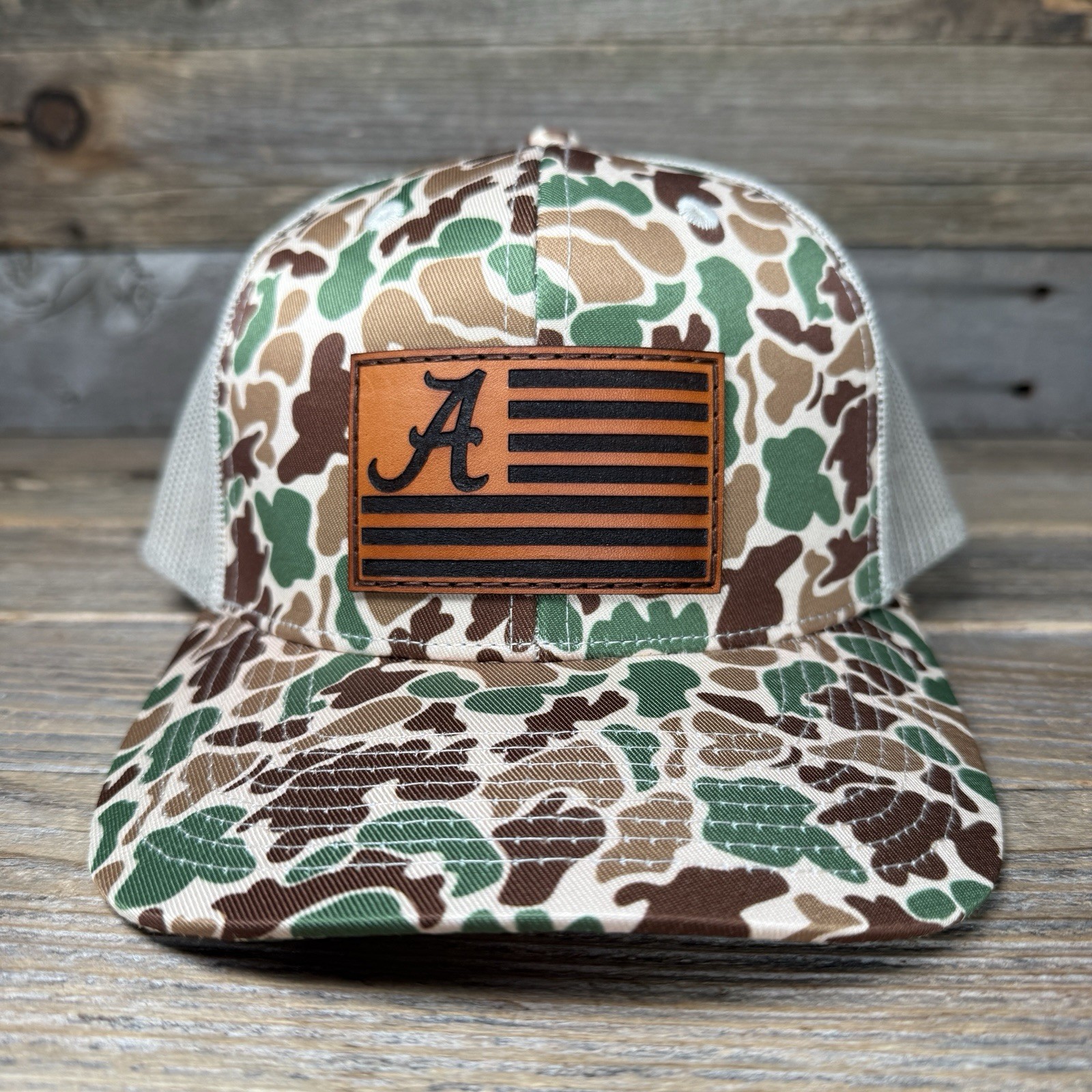 ALABAMA ROLL TIDE DUCK USA FLAG CAMO LEATHER PATCH TRUCKER HAT